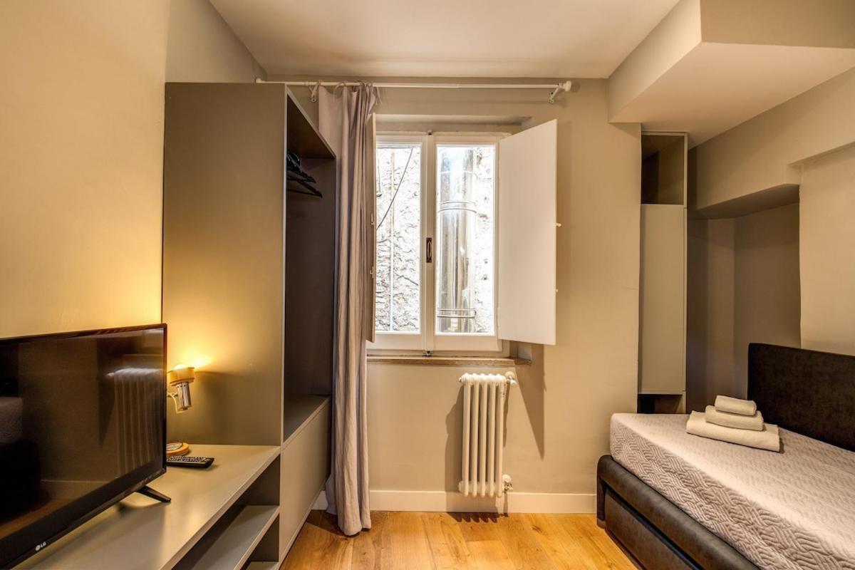 Apartment Campo Di Fiori 2 Bedroom Int 4 Rome