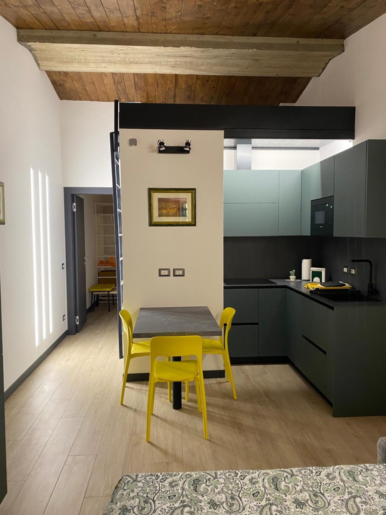 Villino Ancillotto With Garden And Parking Motorcycle Space * Roma