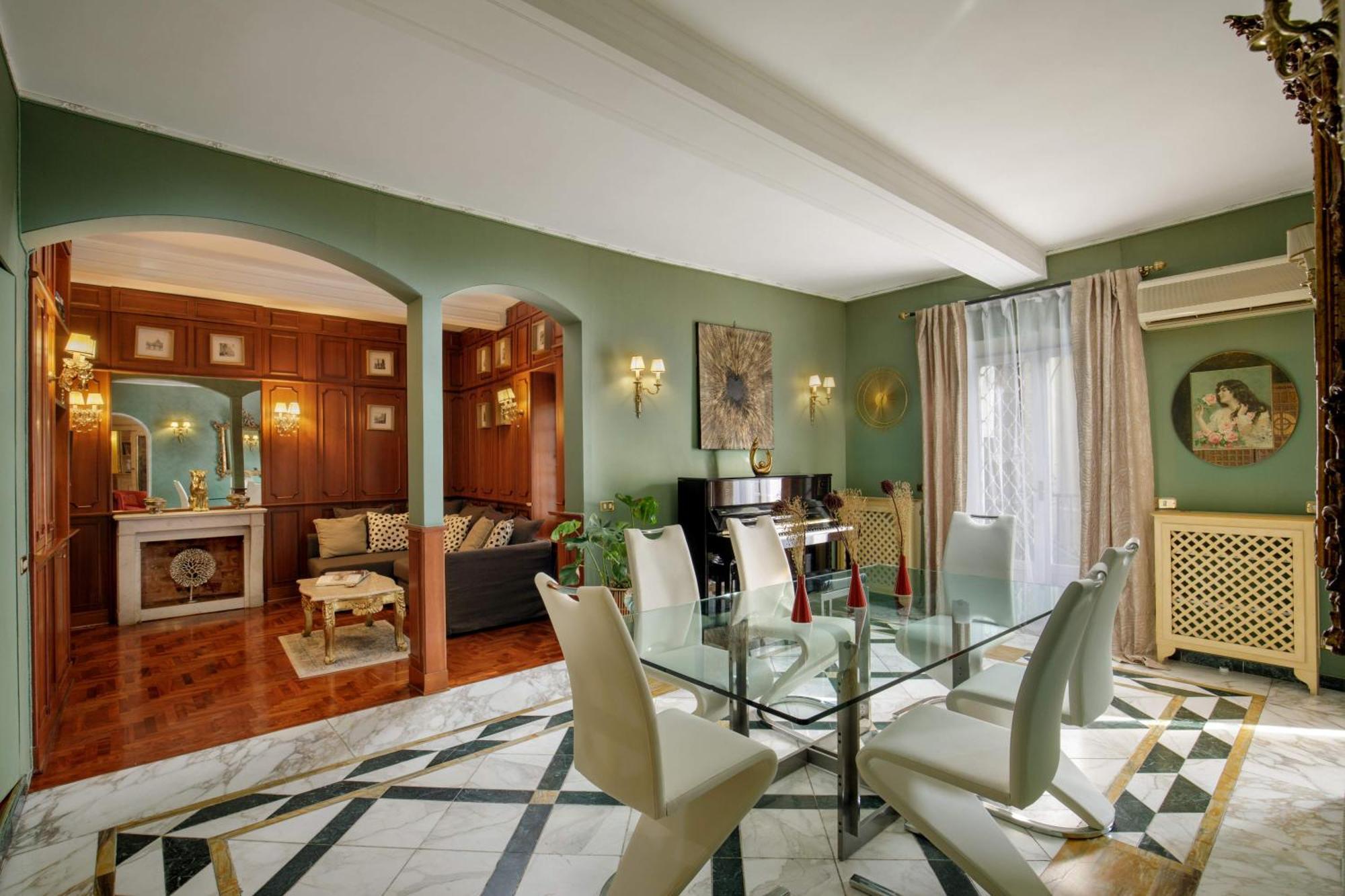 Hotel Condotti Boutique 4*