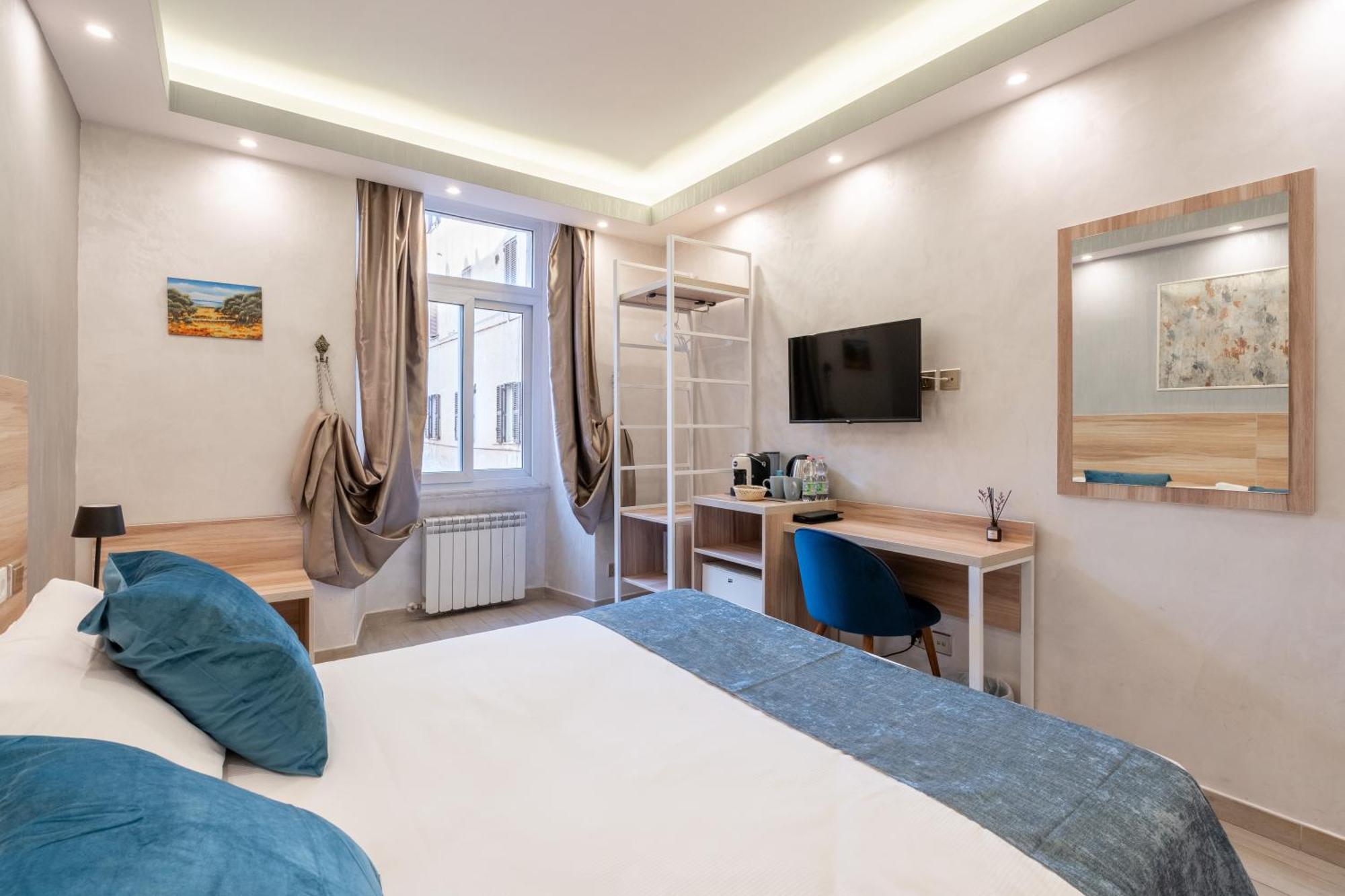 Drago D'oro - Accross From Metro Vittorio Emanuele Bed & Breakfast Roma