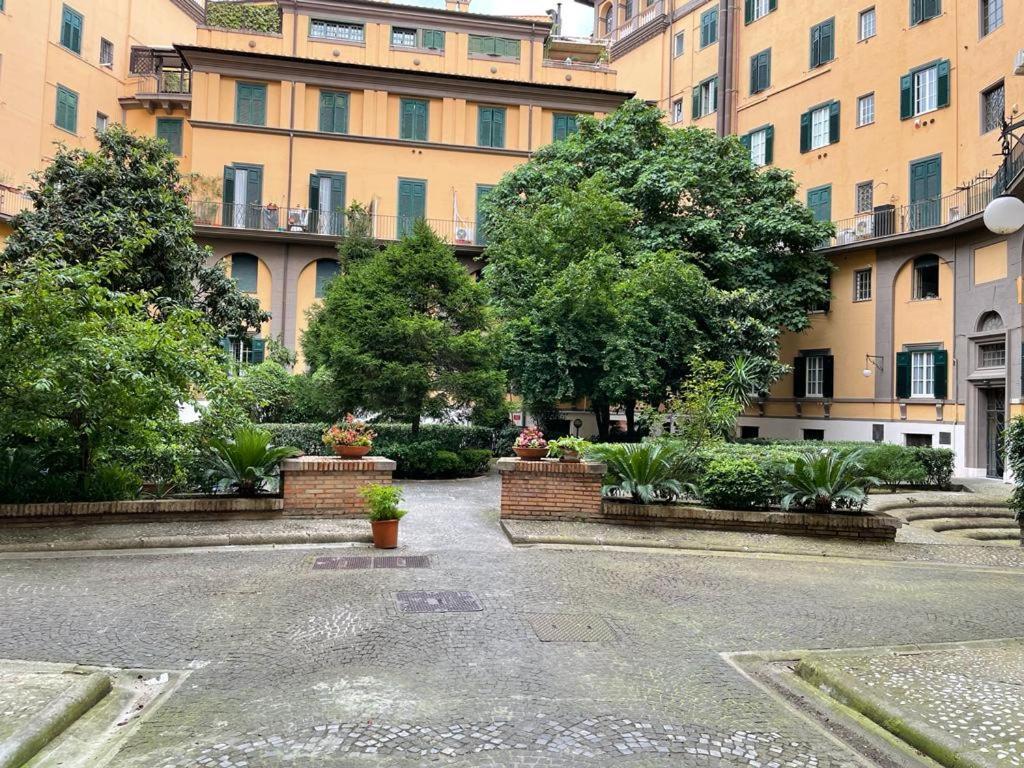 Apartment Deromatality Vaticano Piazza Di Spagna Colosseo Rome