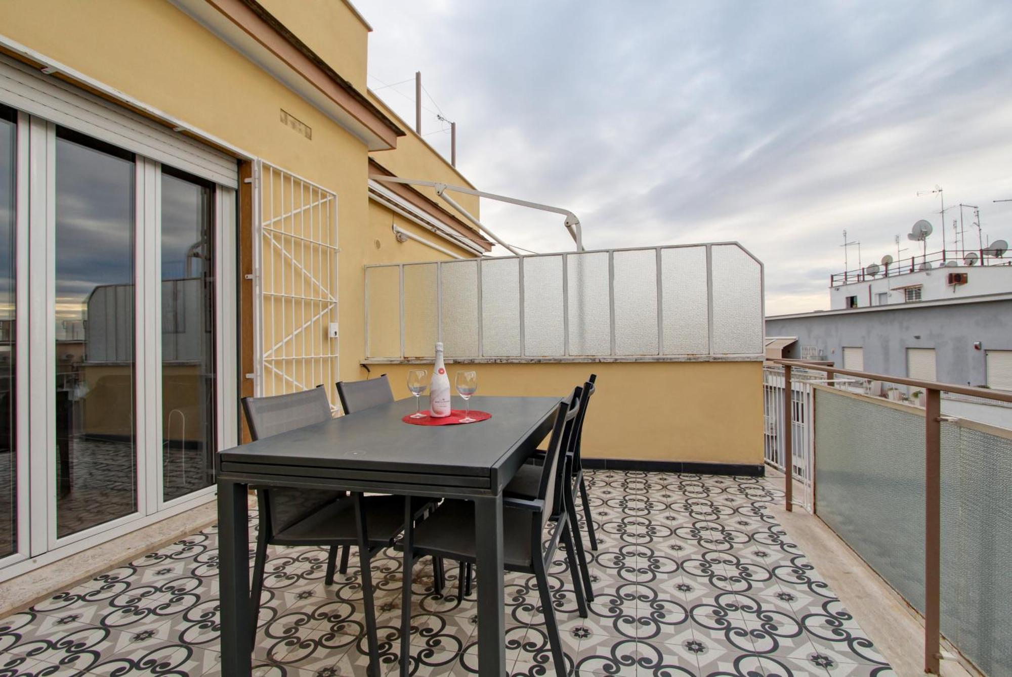 Design Monteverde Flat * Rome