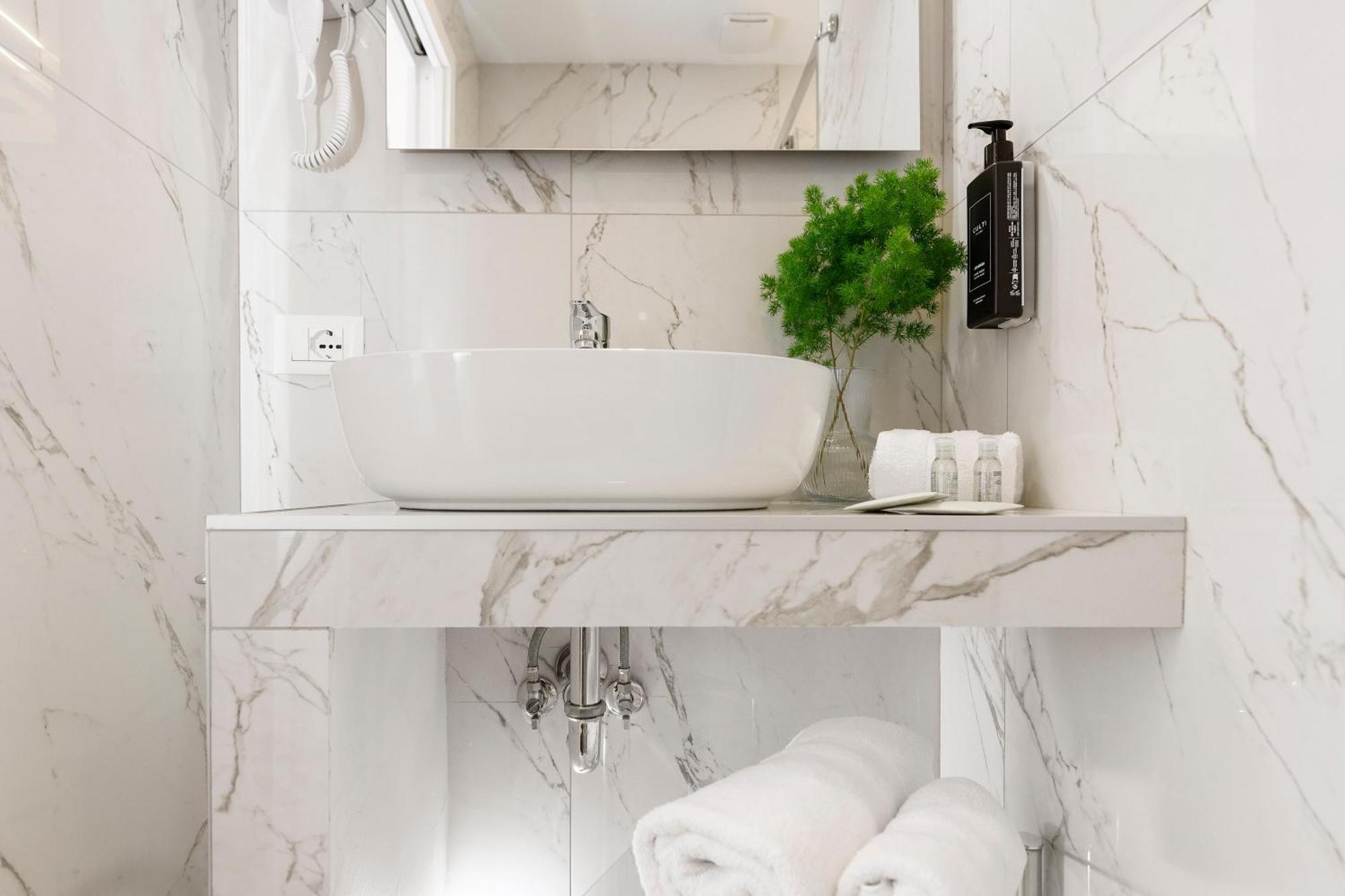 Tolu Relais Roma