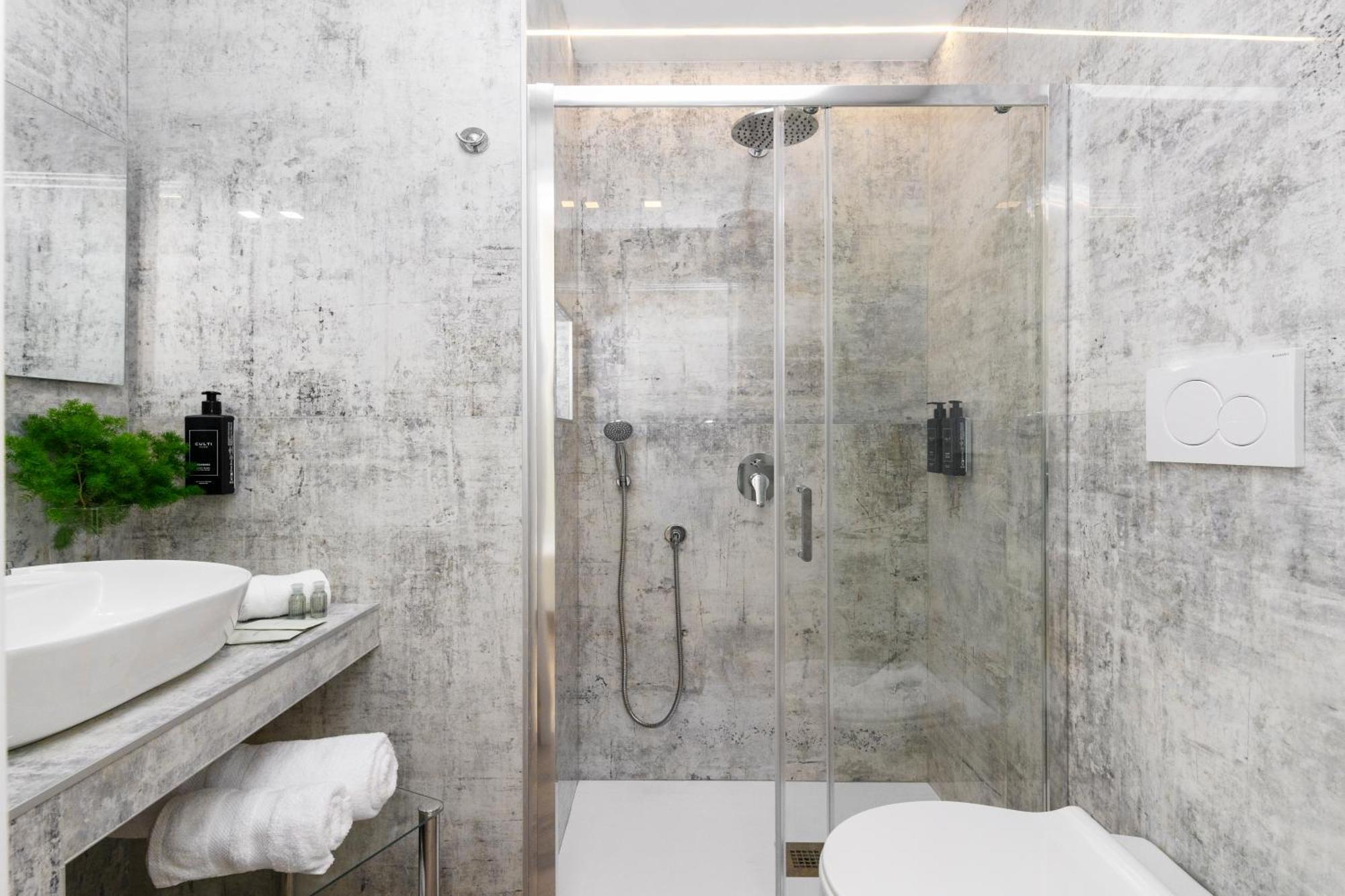 Tolu Relais Guest house Rome