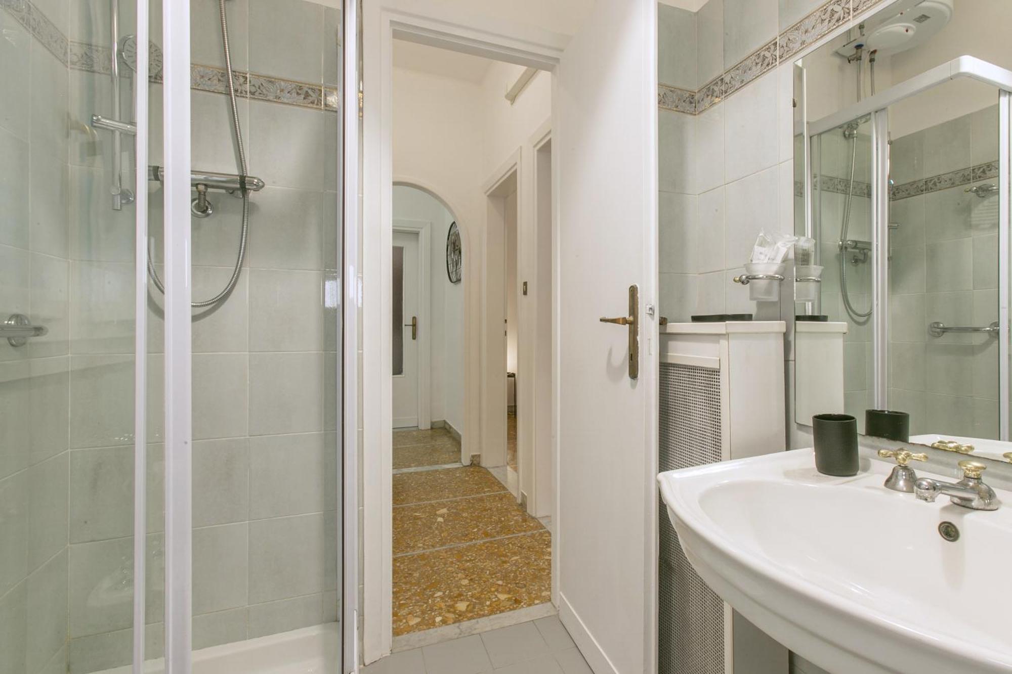 Modern 5 Minutes From Ponte Milvio