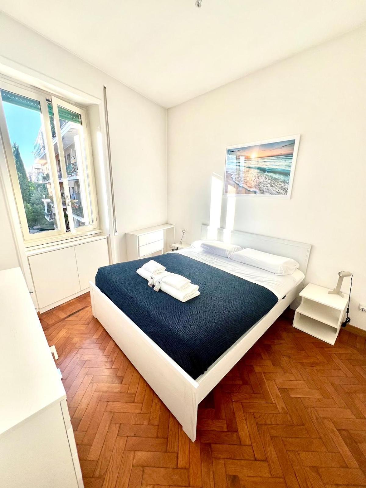 Cosy Sunny Coppede Balcony And Car Park Apartment Rome