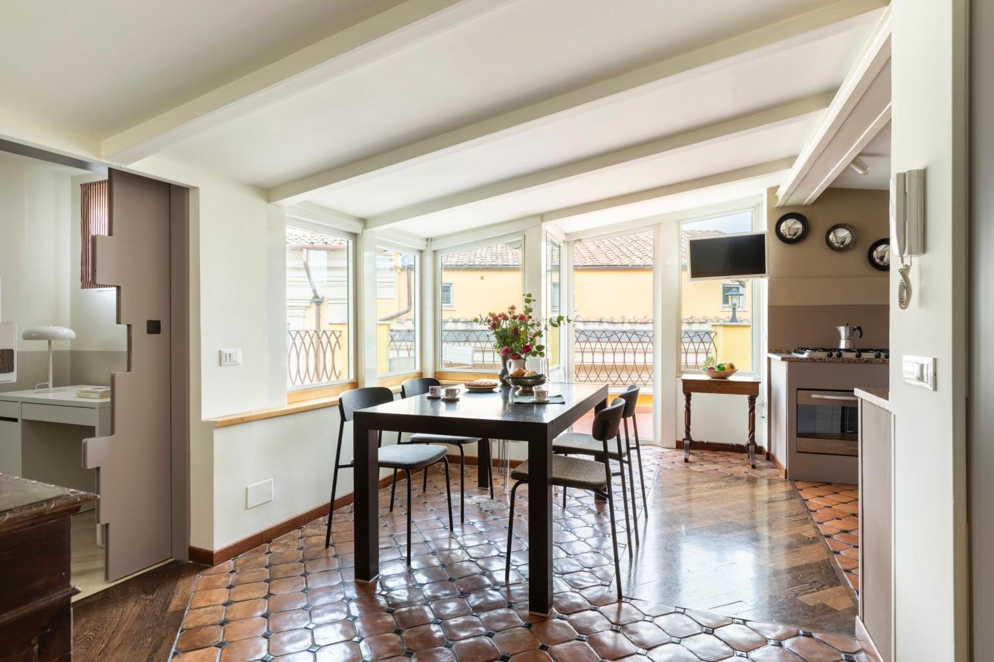 Trevi Charming Penthouse Rome