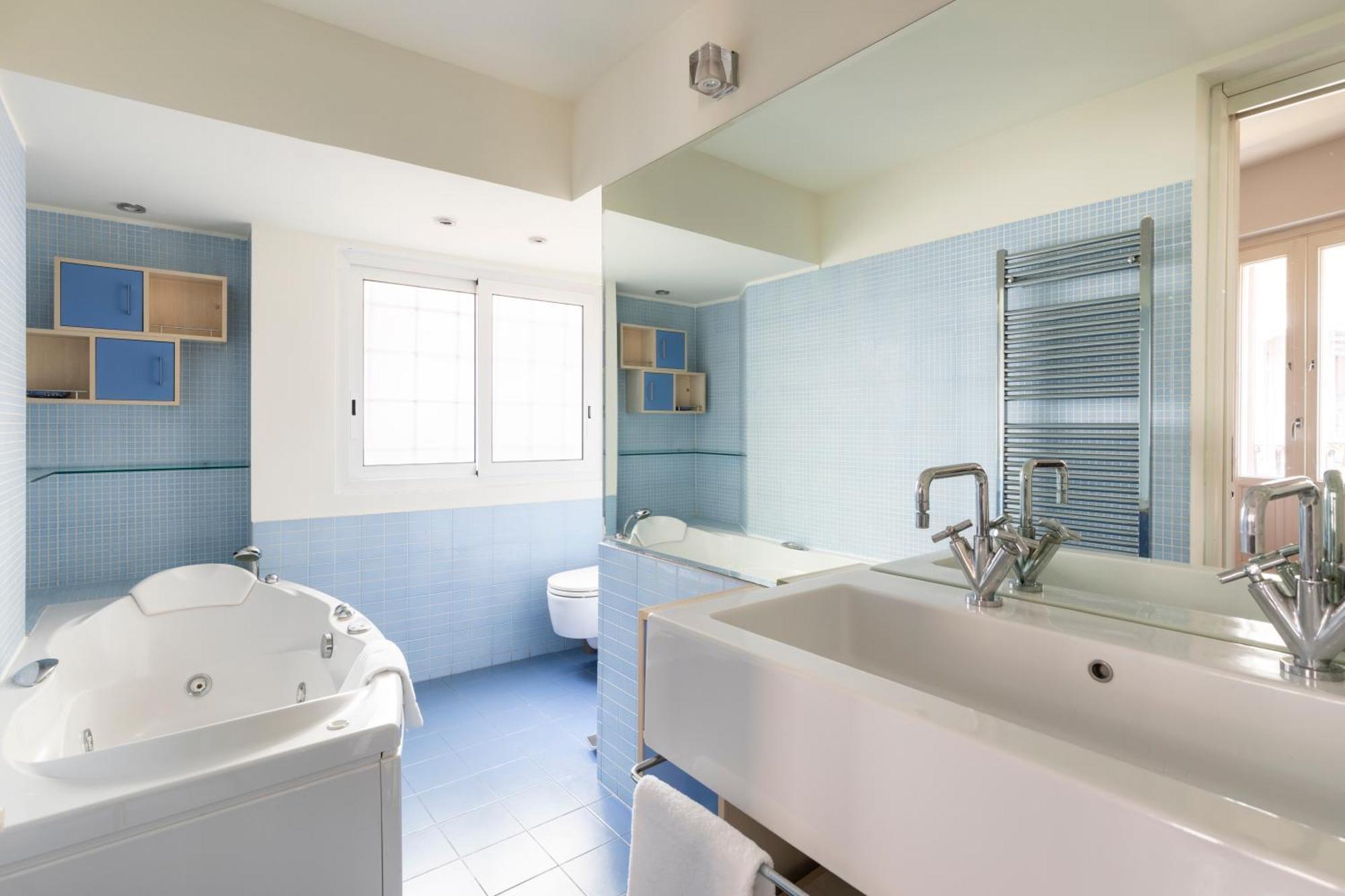 Trevi Charming Penthouse Apartamento *