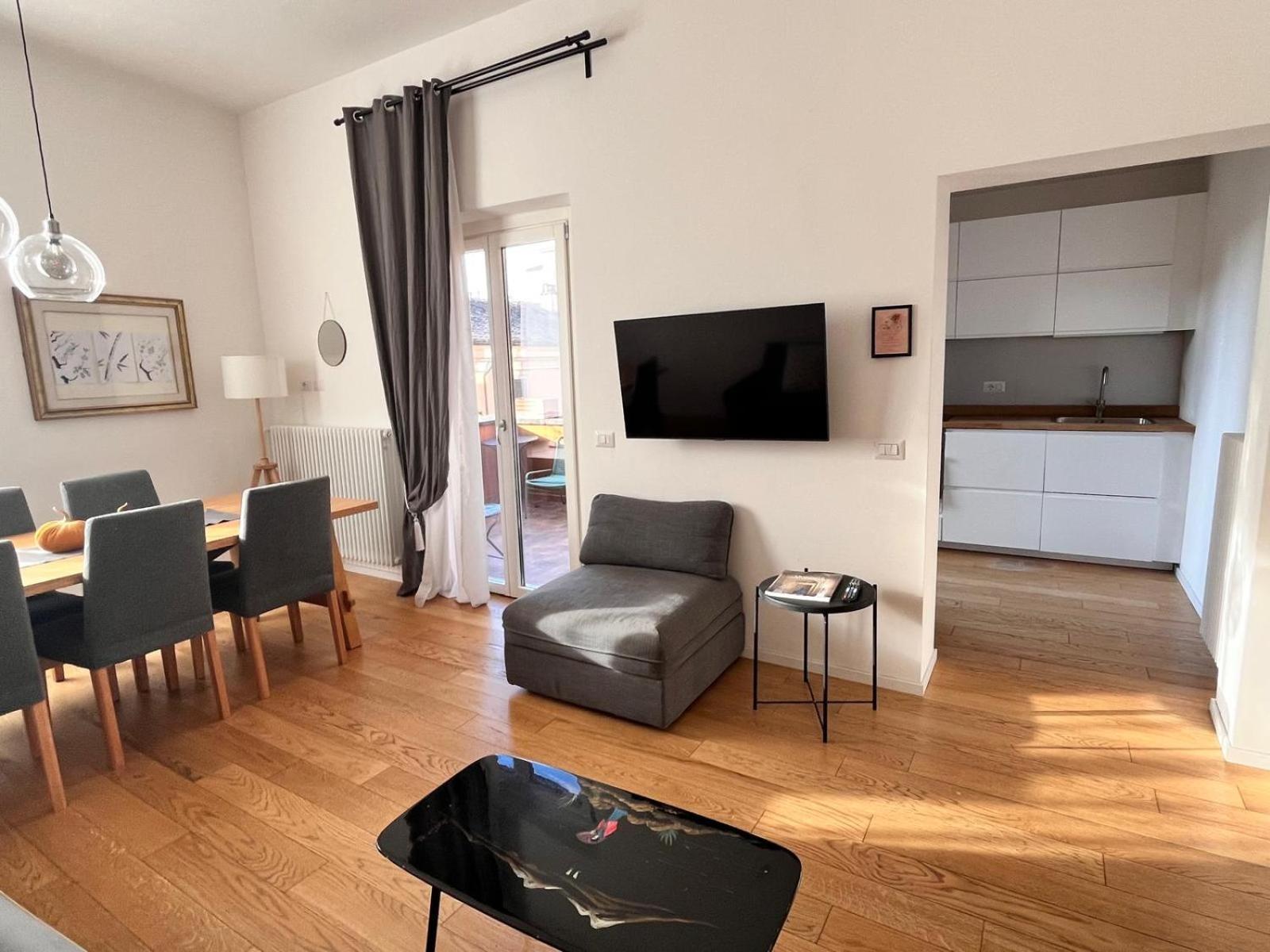 Dieci At Spanish Step - Belsiana Luxury Holiday home Rome