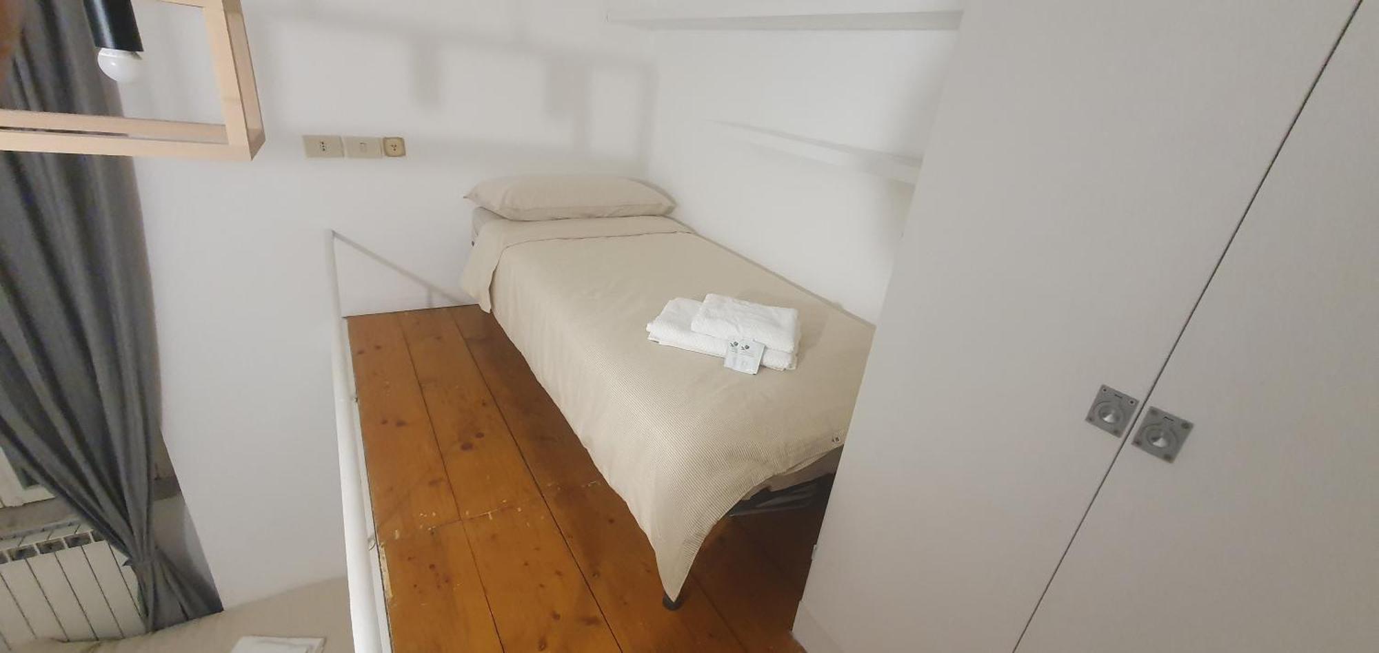 Homehouse Serpenti - Colosseum - Rione Monti * Roma