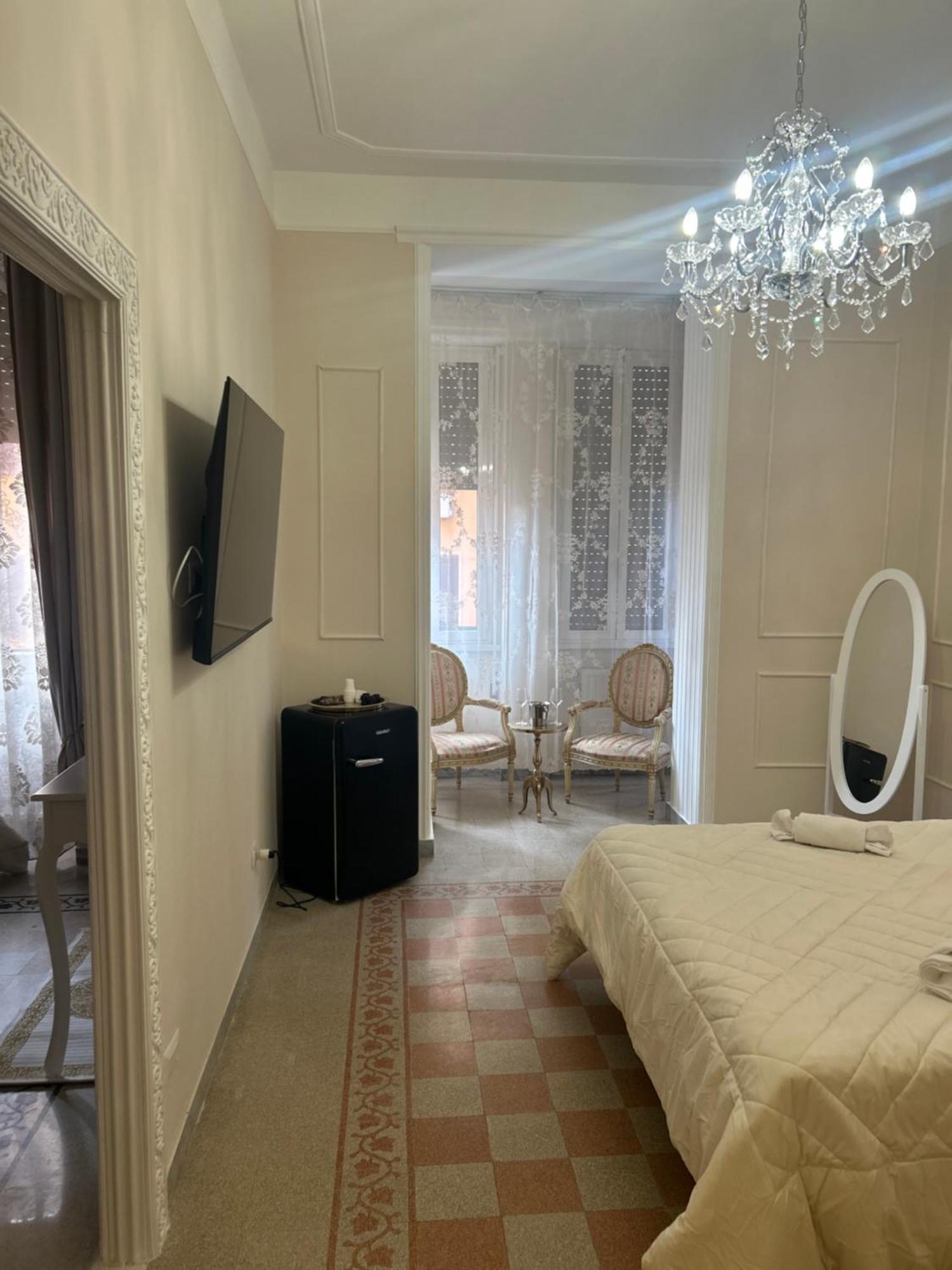 Glint House Rome
