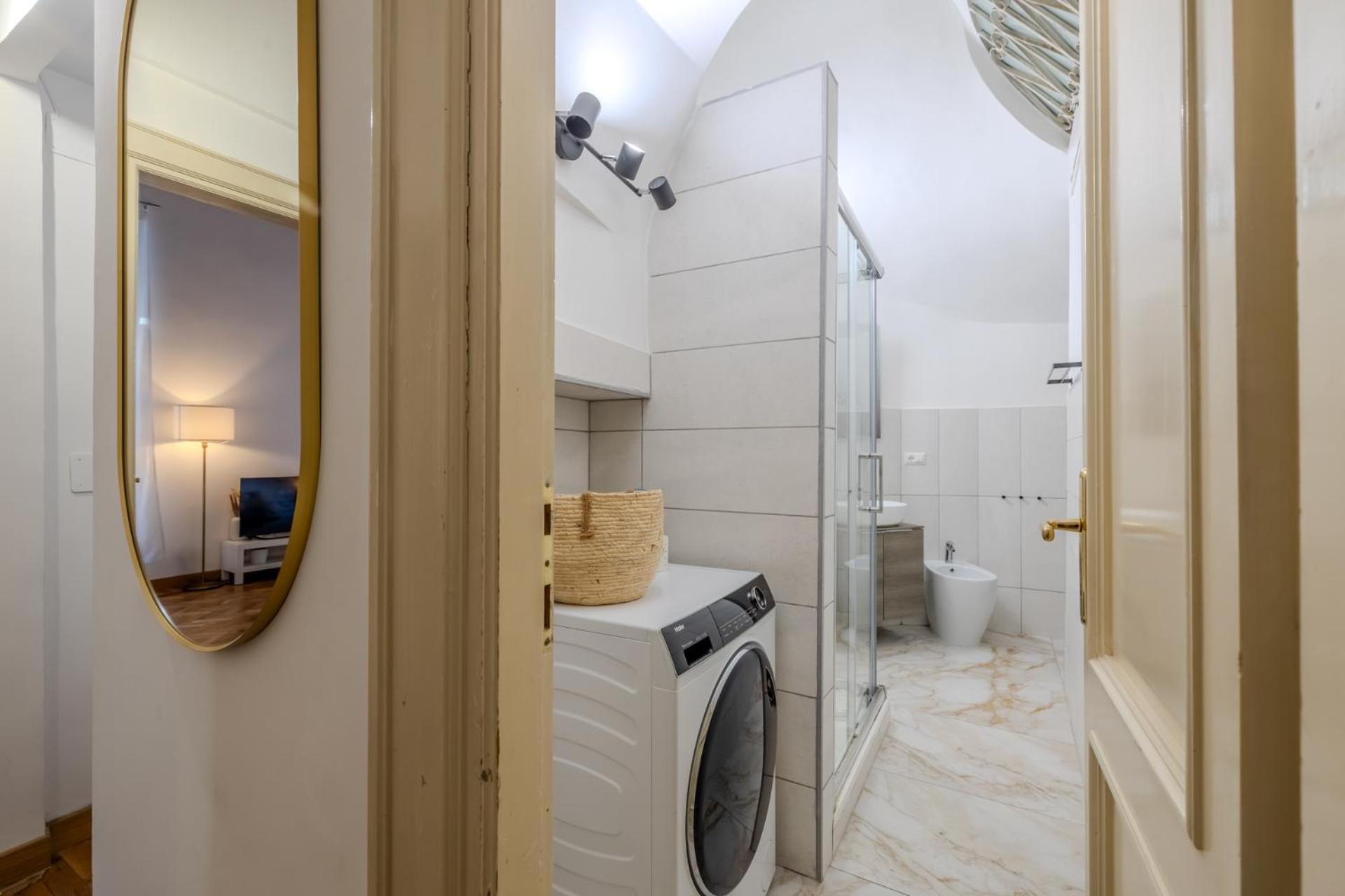 Storico In Zona Barberini Appartement *
