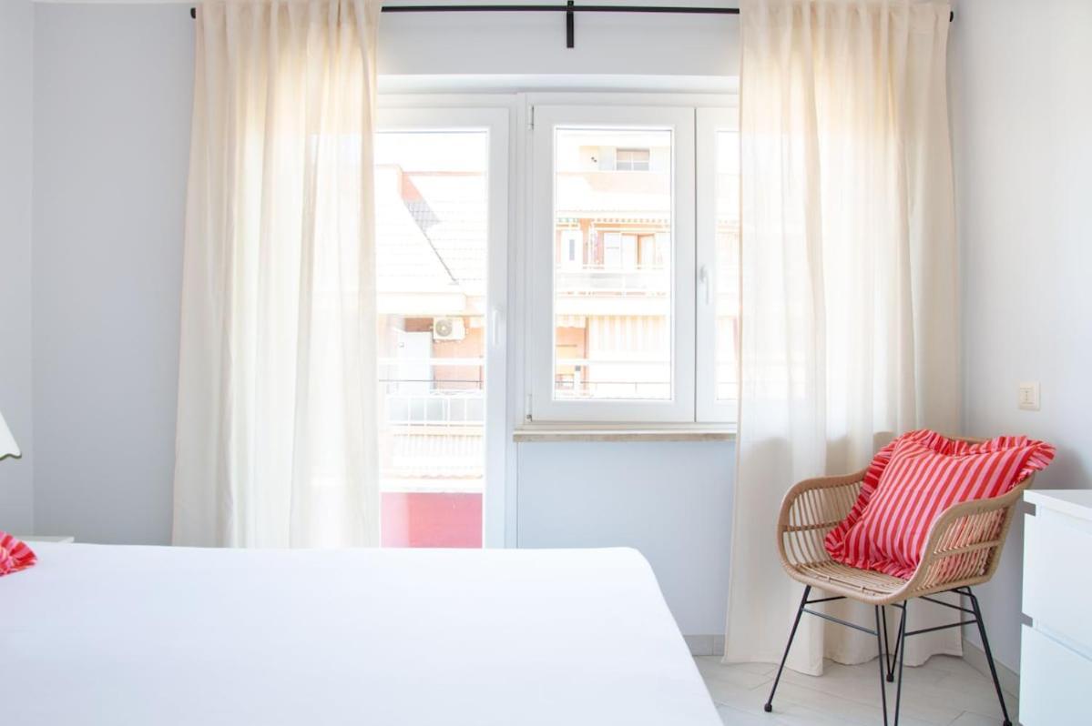 Three-bedroom With Private Terrace - Anagnina Appartement *
