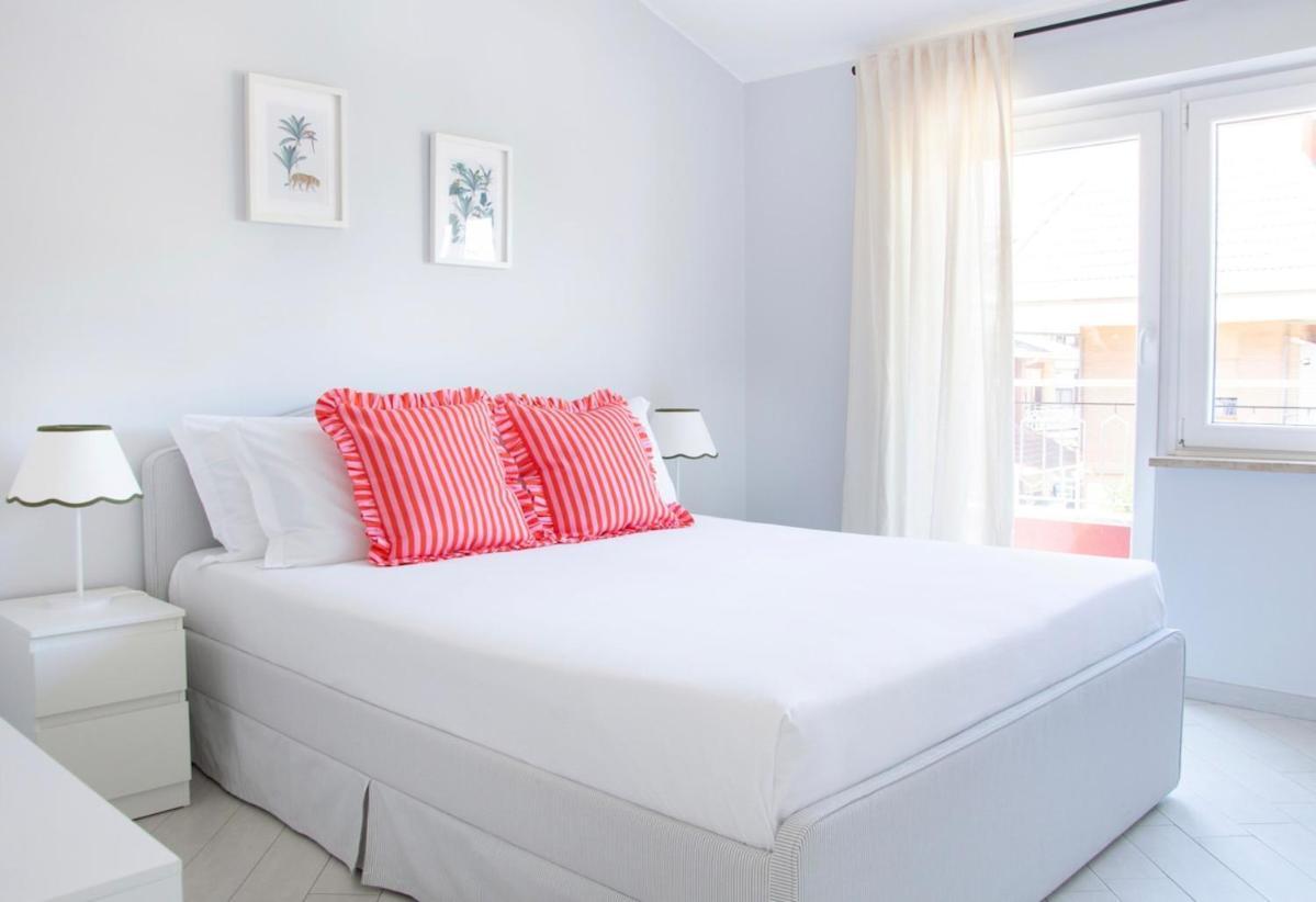Three-bedroom With Private Terrace - Anagnina Appartement *