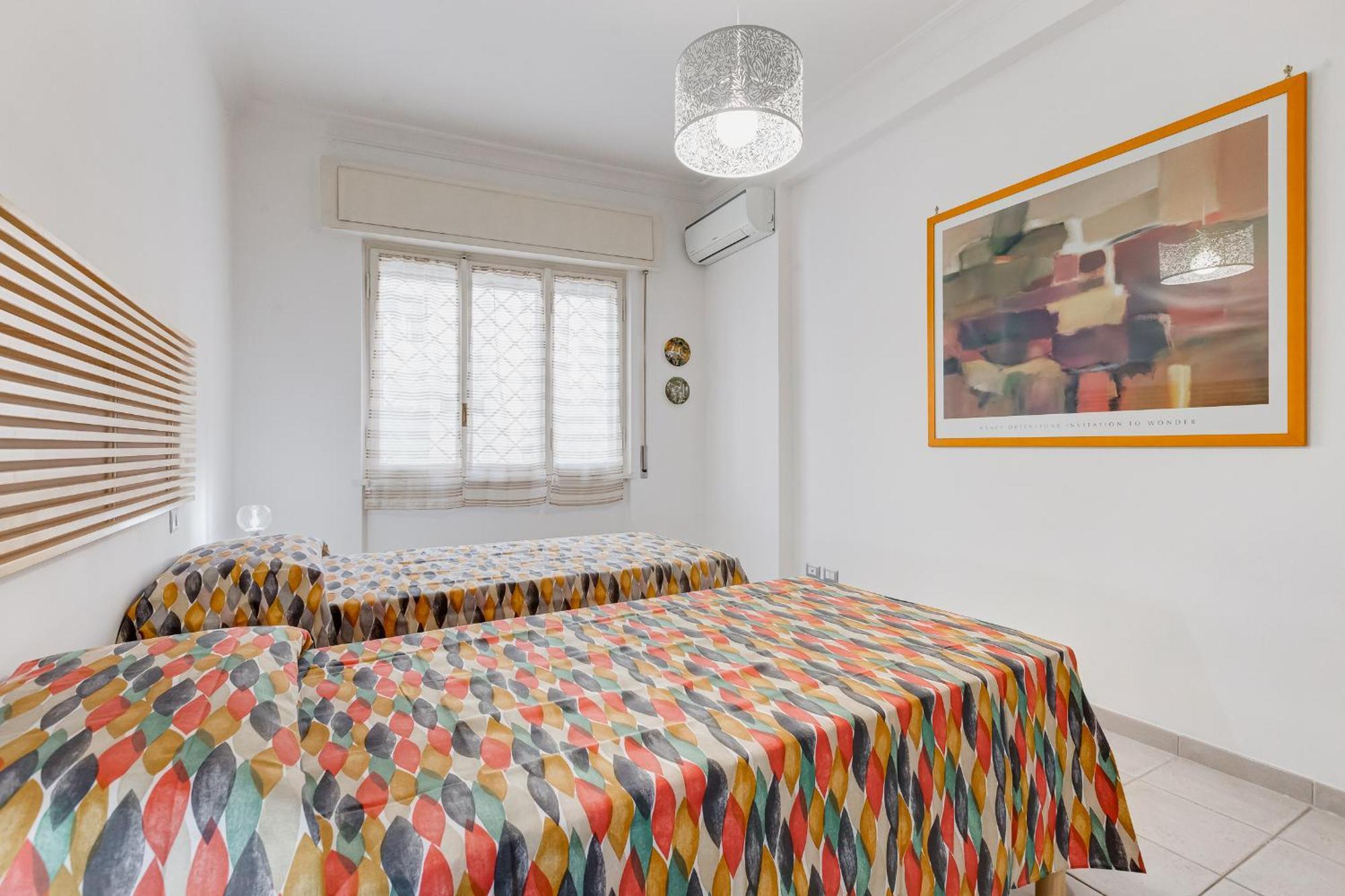 Cozy 2-bedroom Flat With Balcony In Monteverde Apartment *