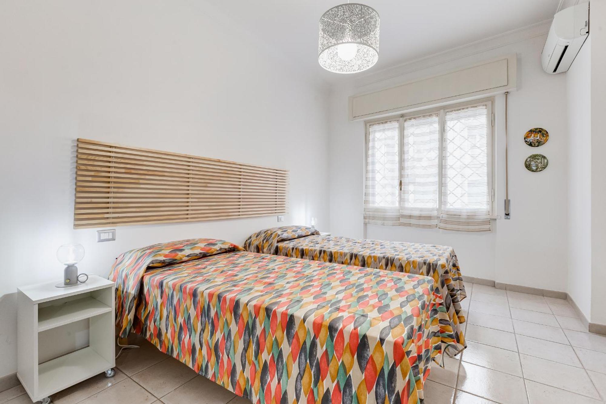 Apartment Cozy 2-bedroom Flat With Balcony In Monteverde *