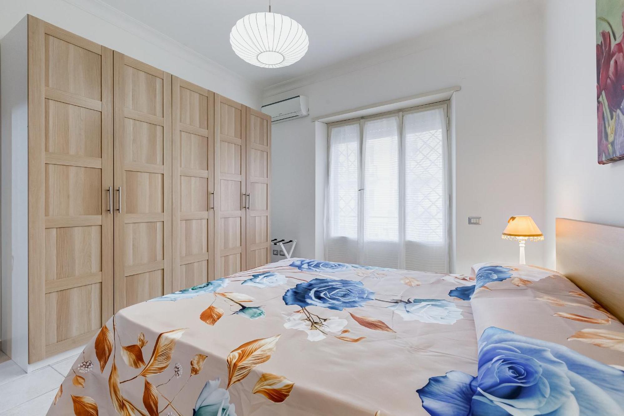 Cozy 2-bedroom Flat With Balcony In Monteverde Apartment