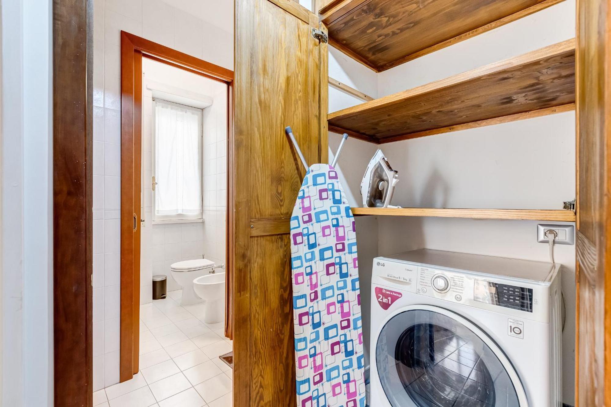 Cozy 2-bedroom Flat With Balcony In Monteverde