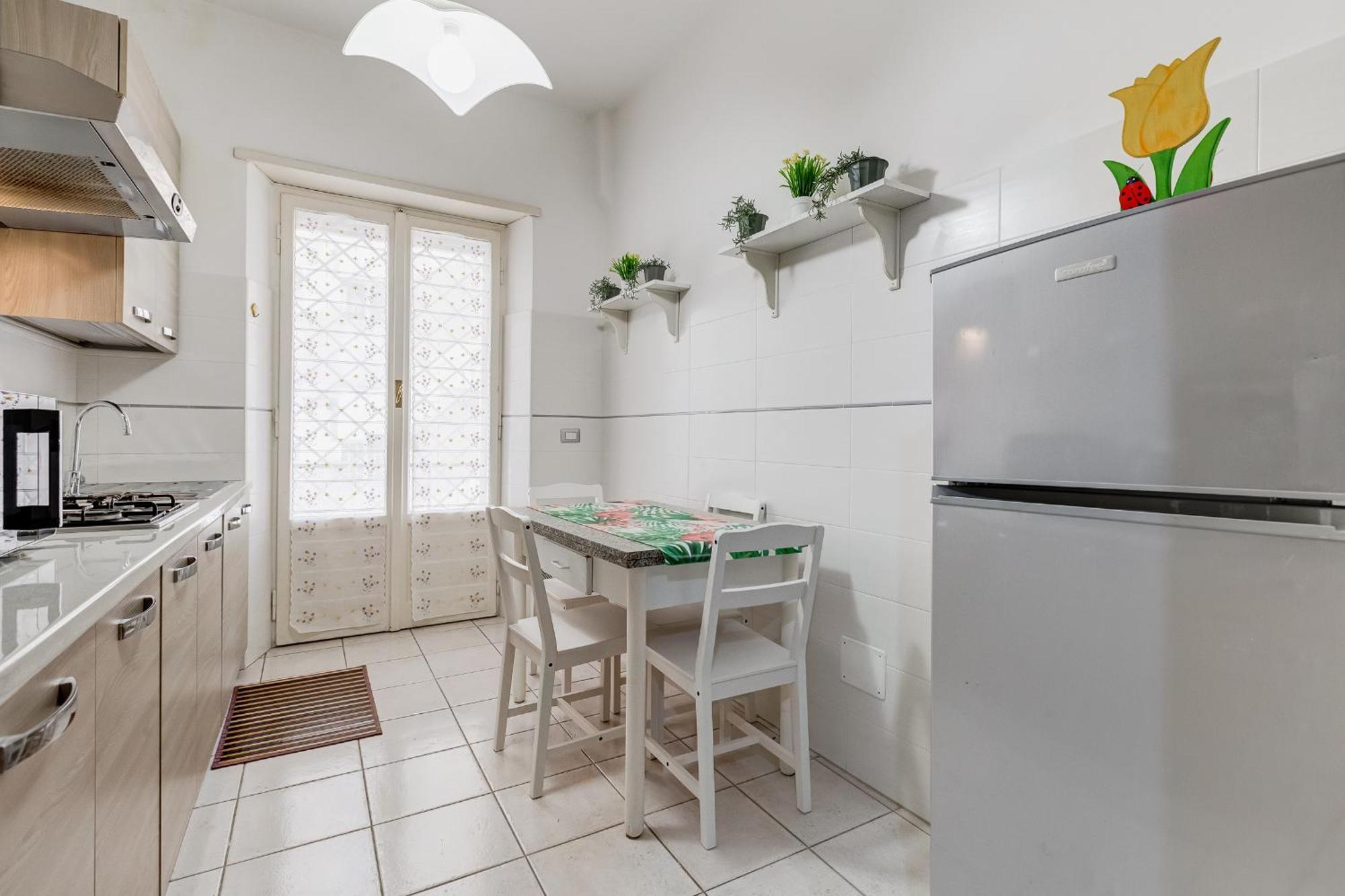 Cozy 2-bedroom Flat With Balcony In Monteverde Apartment Rome