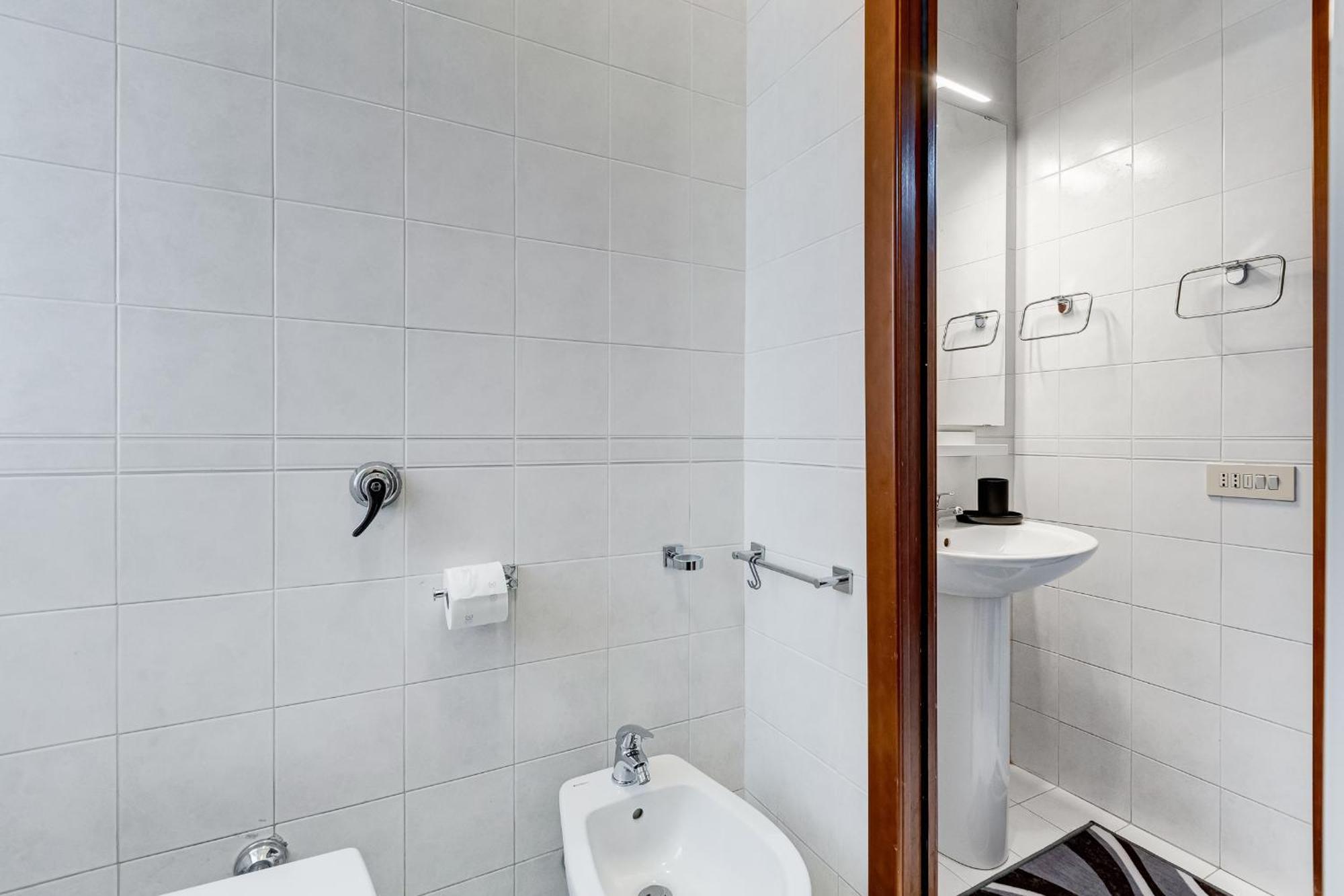 Cozy 2-bedroom Flat With Balcony In Monteverde