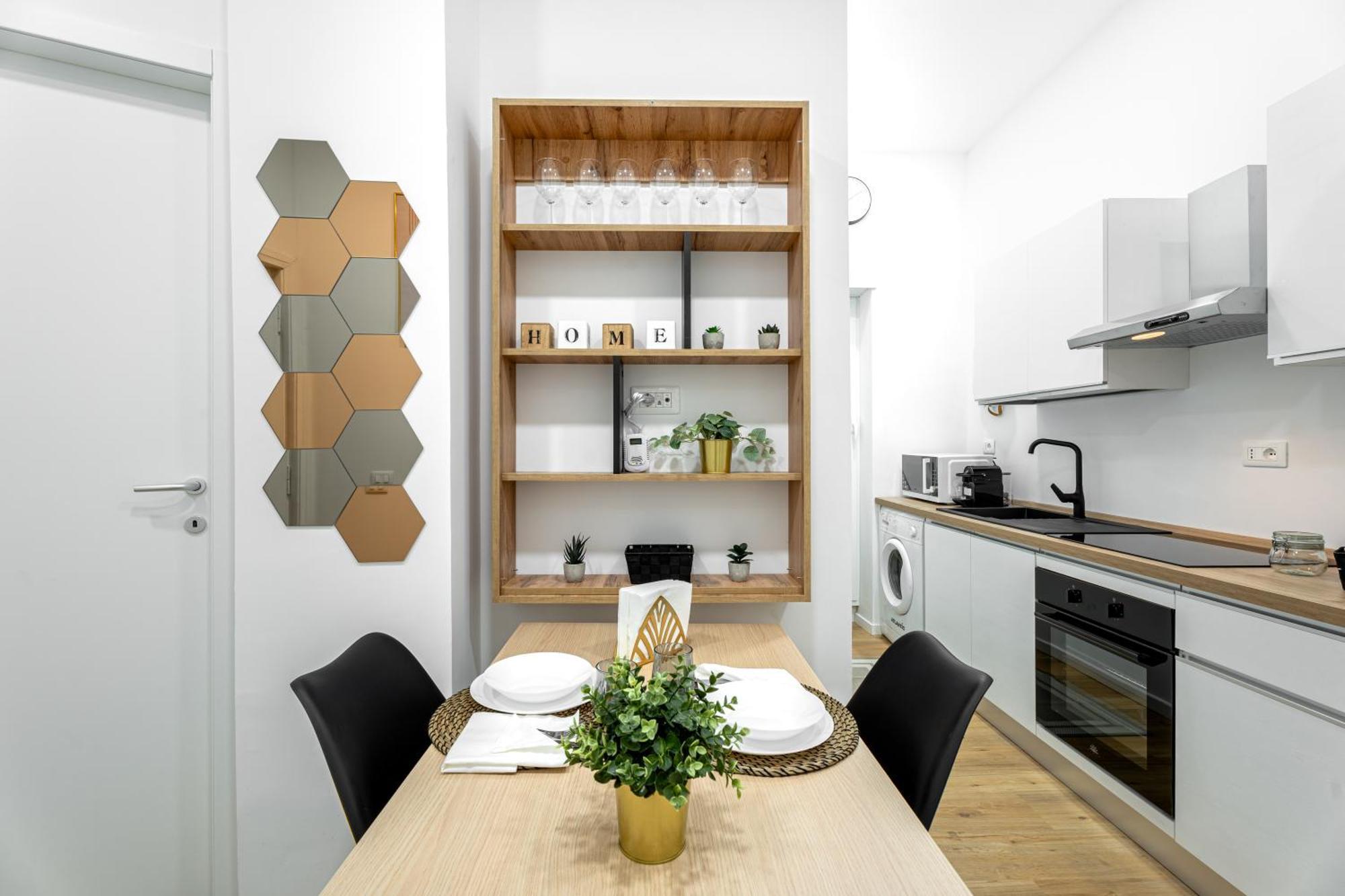 Centocinque Aparthouse - Luxe Apartment Rome