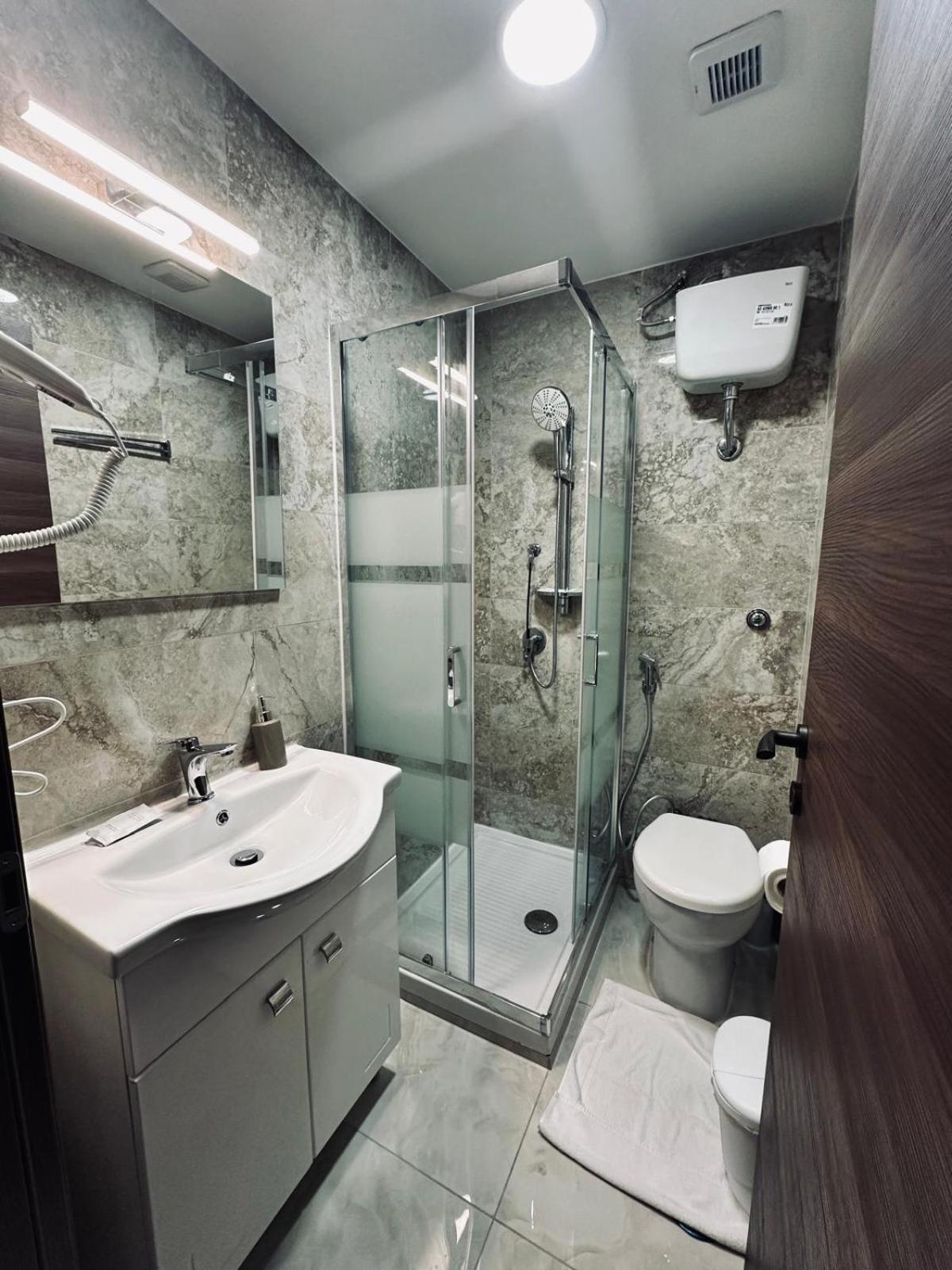 Viktoria House Rome