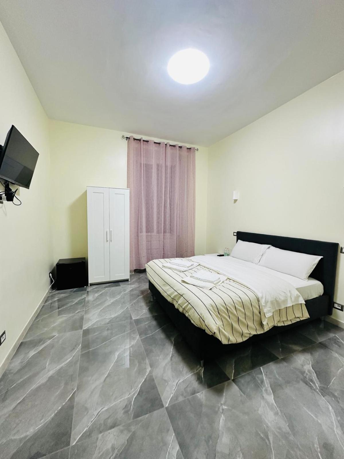 Viktoria House *