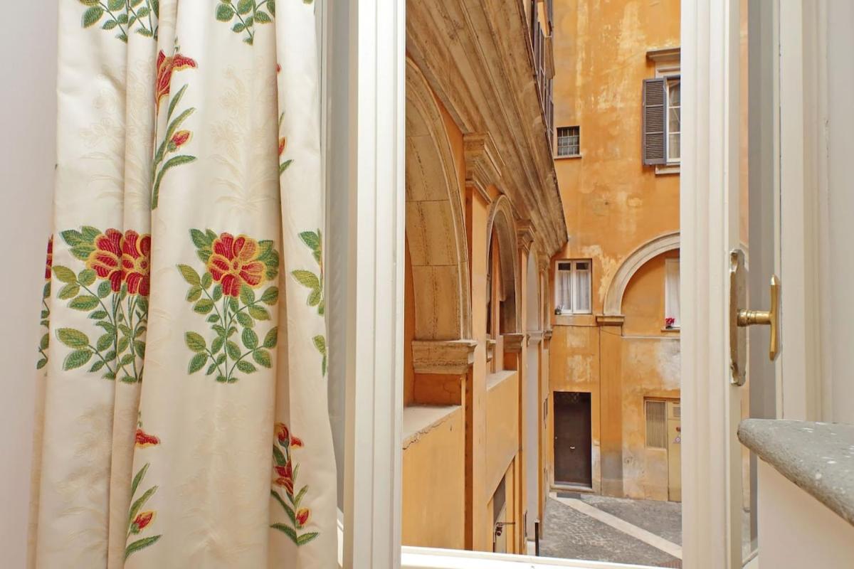 Apartment Pantheon Rondanini *