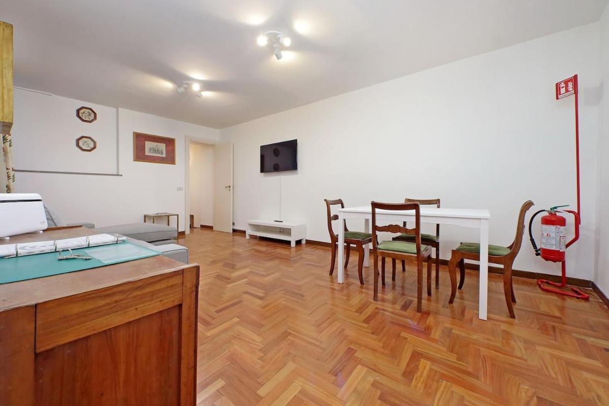 Pantheon Rondanini Apartment *