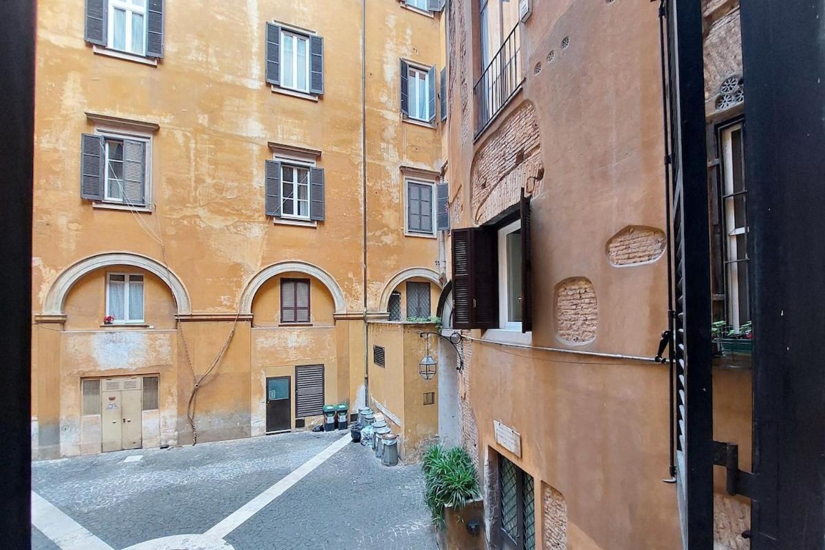 Pantheon Rondanini *