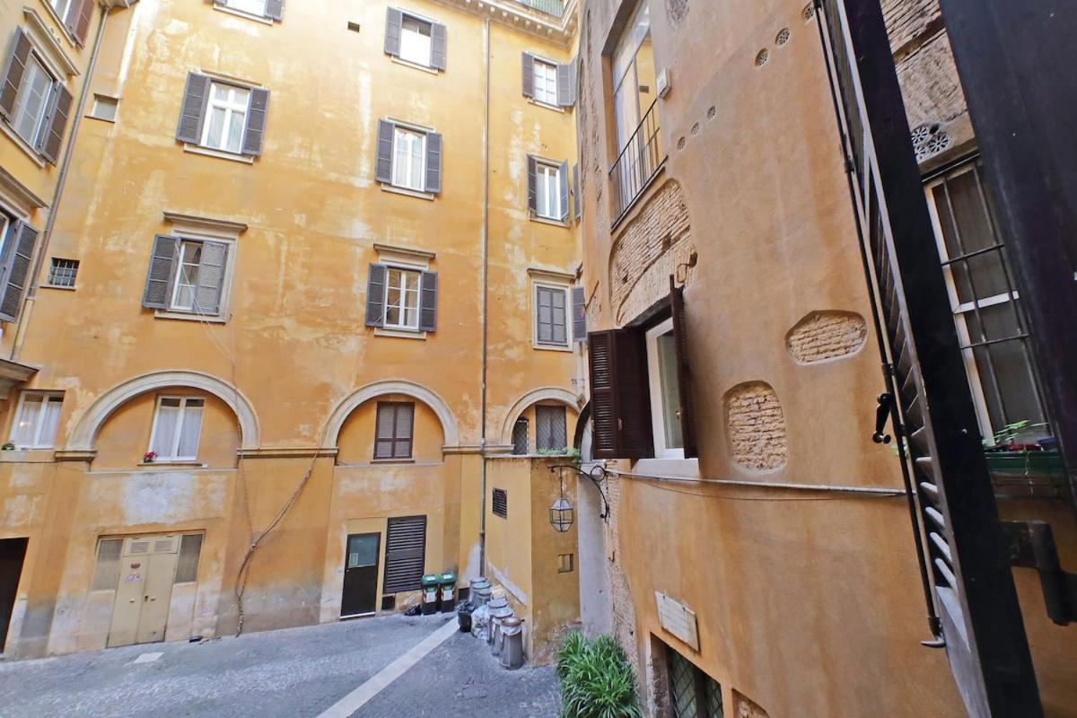 Apartment Pantheon Rondanini Rome
