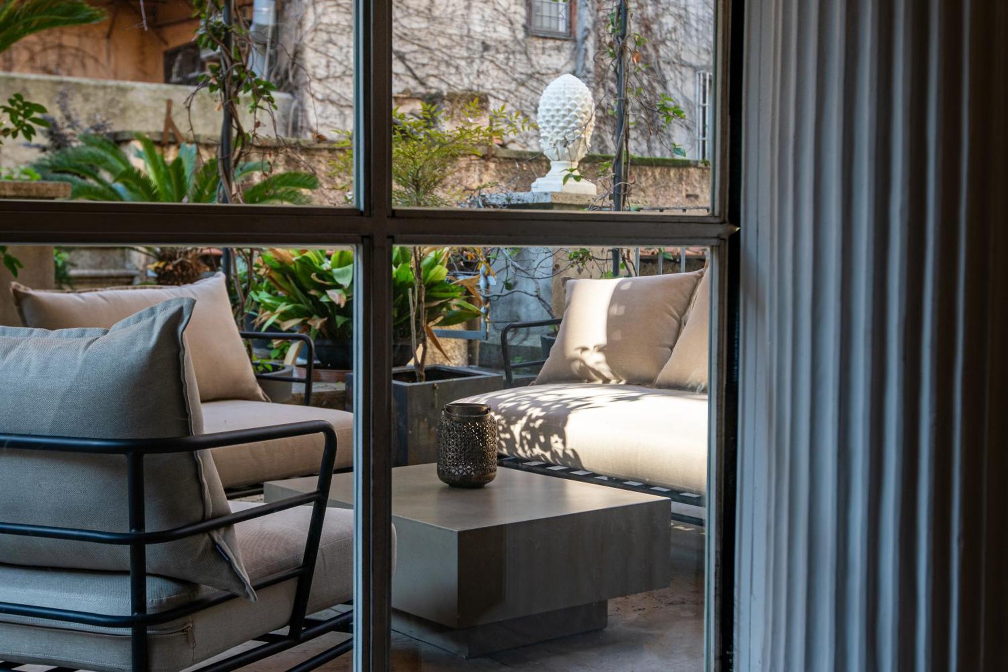 Historical Palace With Large Terrace Appartement