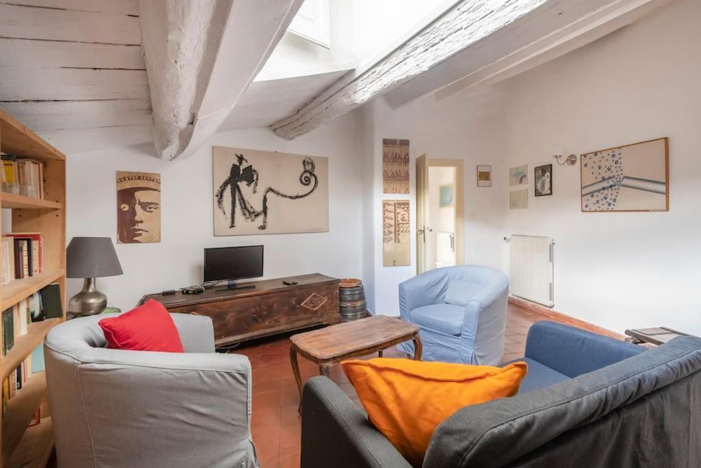Bright Penthouse Downtown Apartment Rome