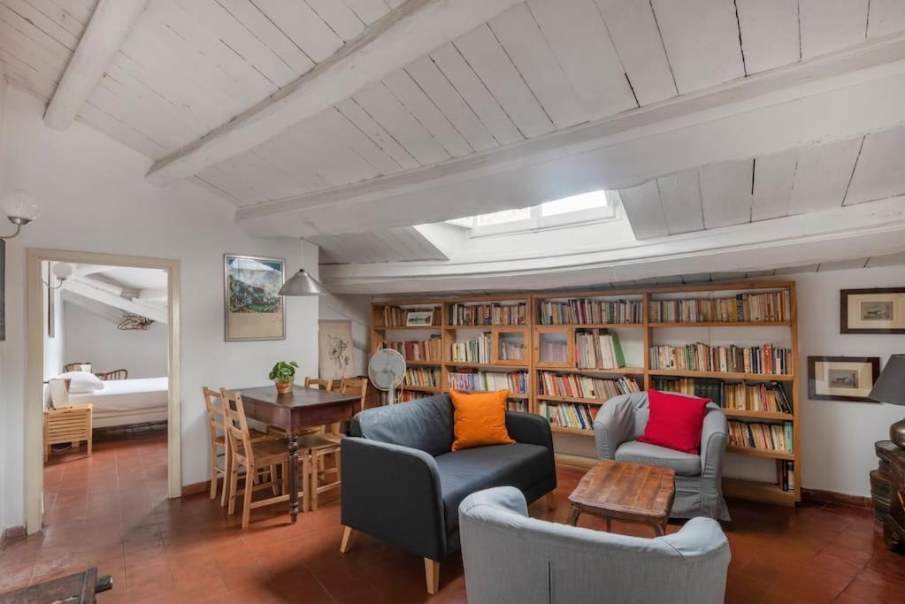 Bright Penthouse Downtown Appartement