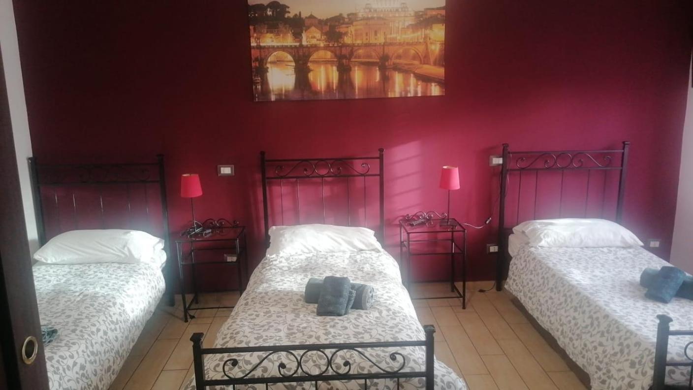 Bed & Breakfast Marco E Laura Affittacamere Al Vaticano 3*