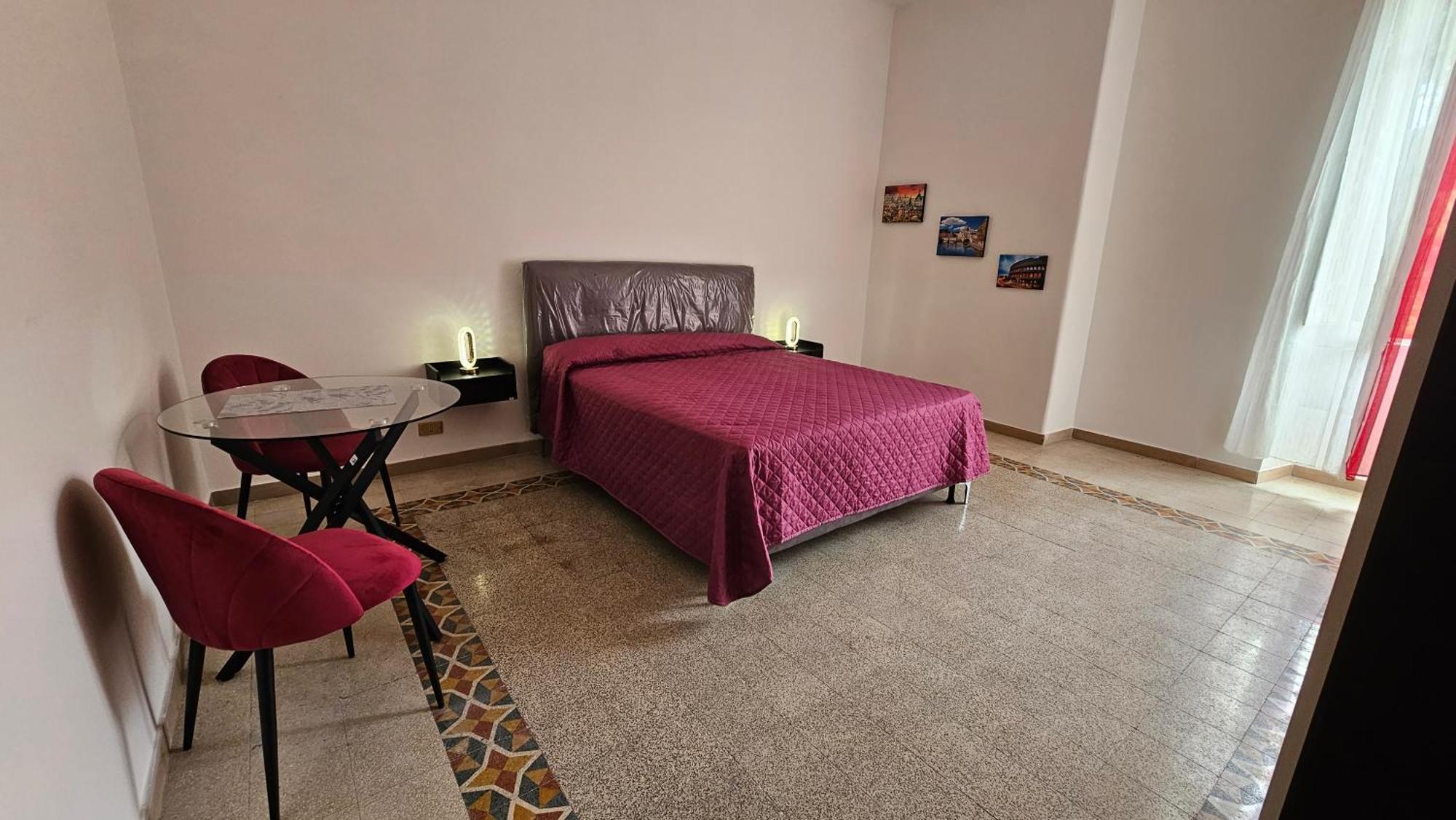 Piazza Ragusa 3* Rome