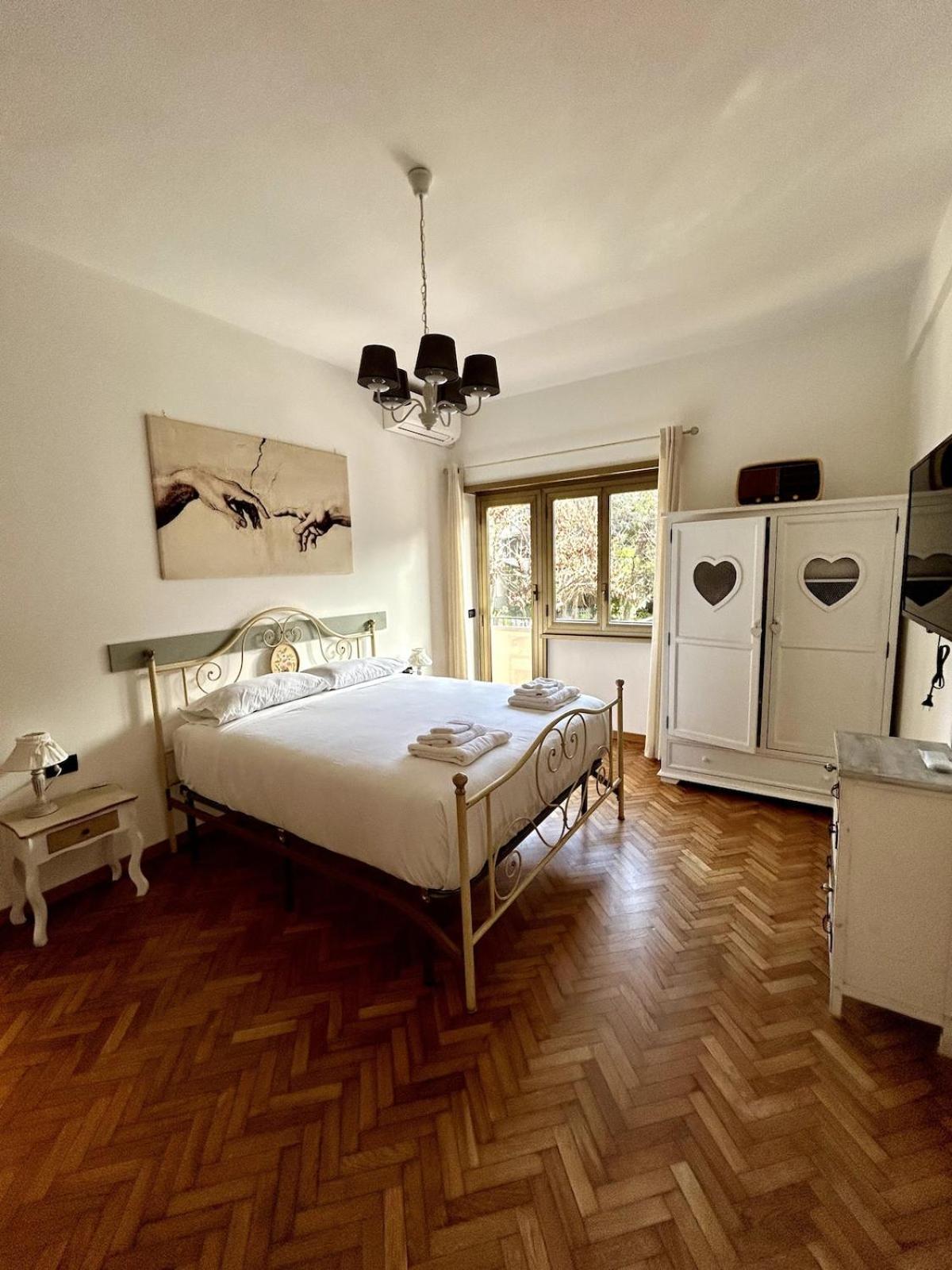 Da Elisa E Davide House Rome