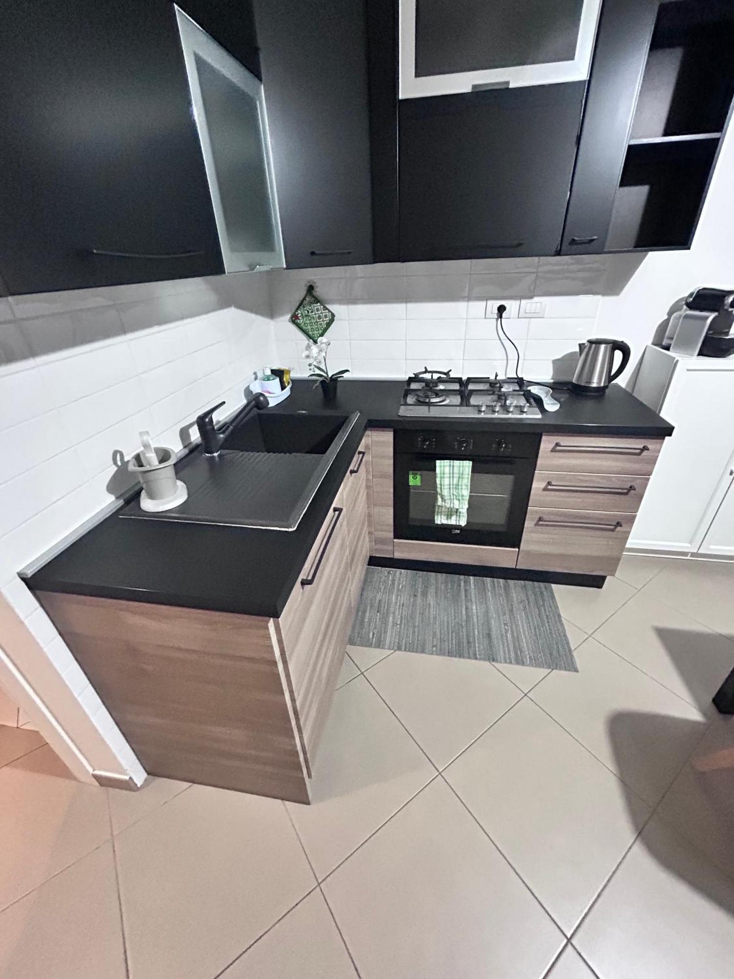 Apartment Realty Company Croce Rome