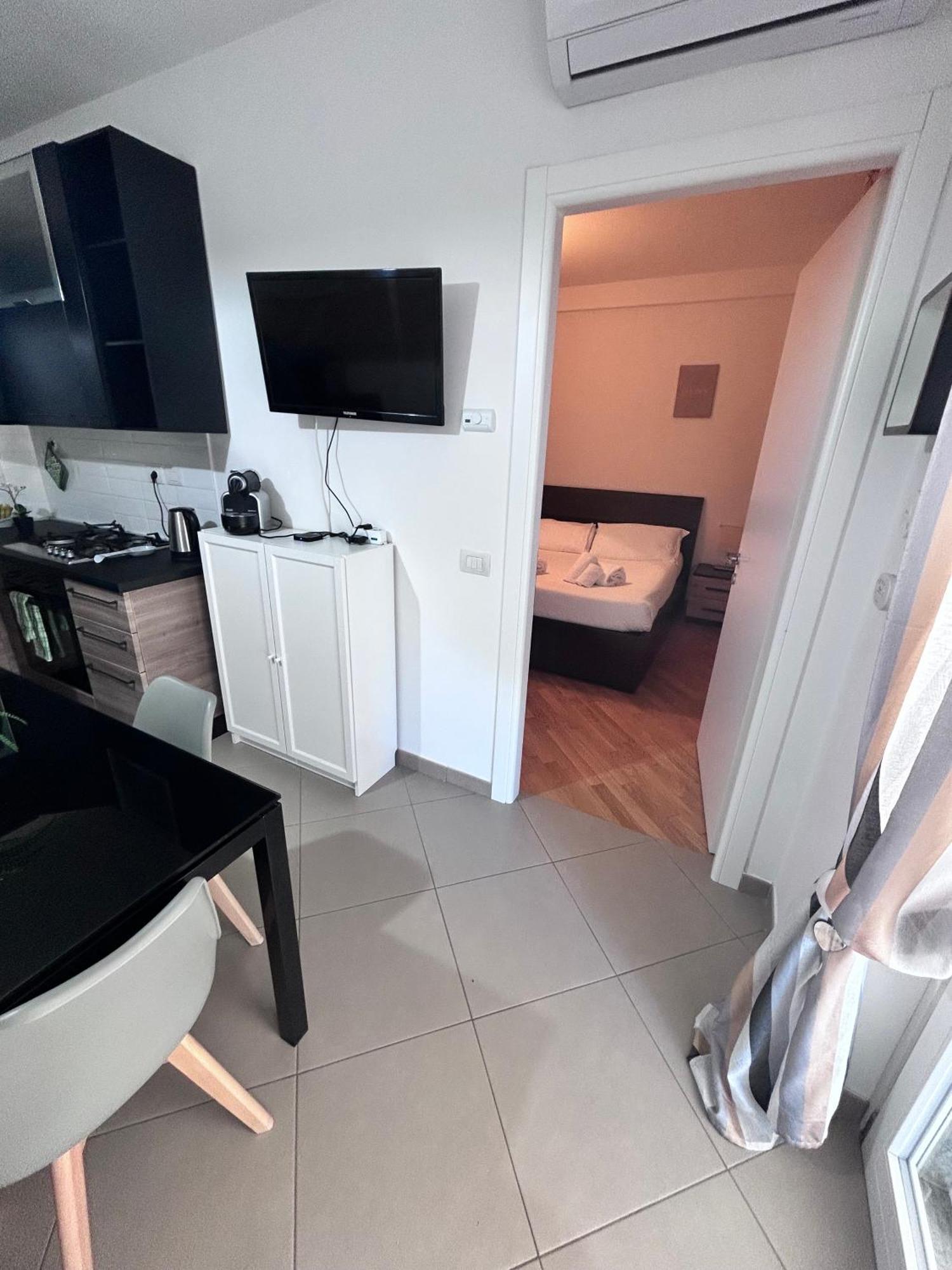 Apartment Realty Company Croce *