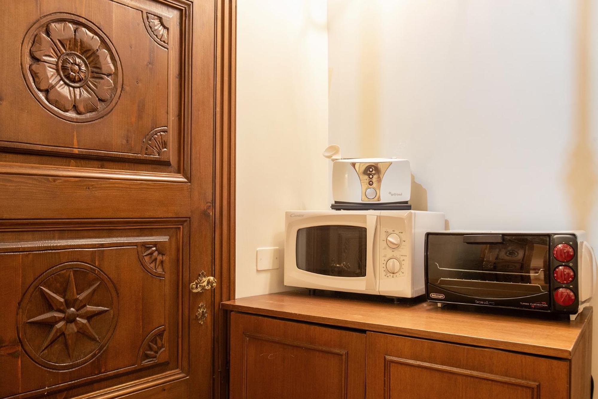 Residenza Sinibaldi - Xvii Century Experience Apartment Rome