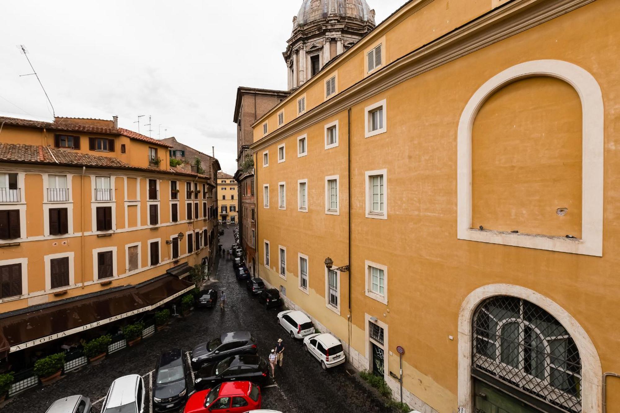 Clod's Pods * Rome
