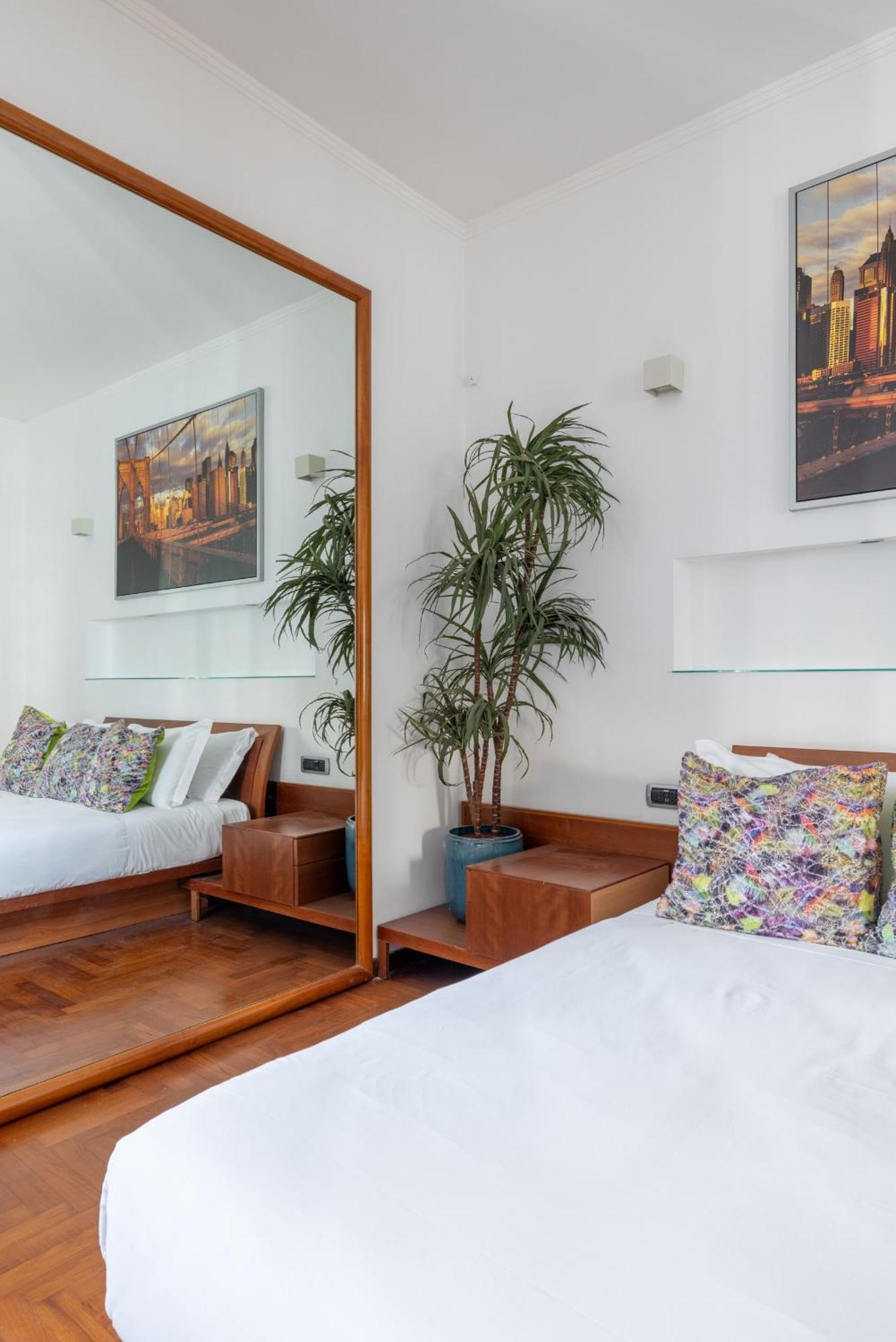 Apartment Eur Luxury For 4pp 2 Bedrooms Rome