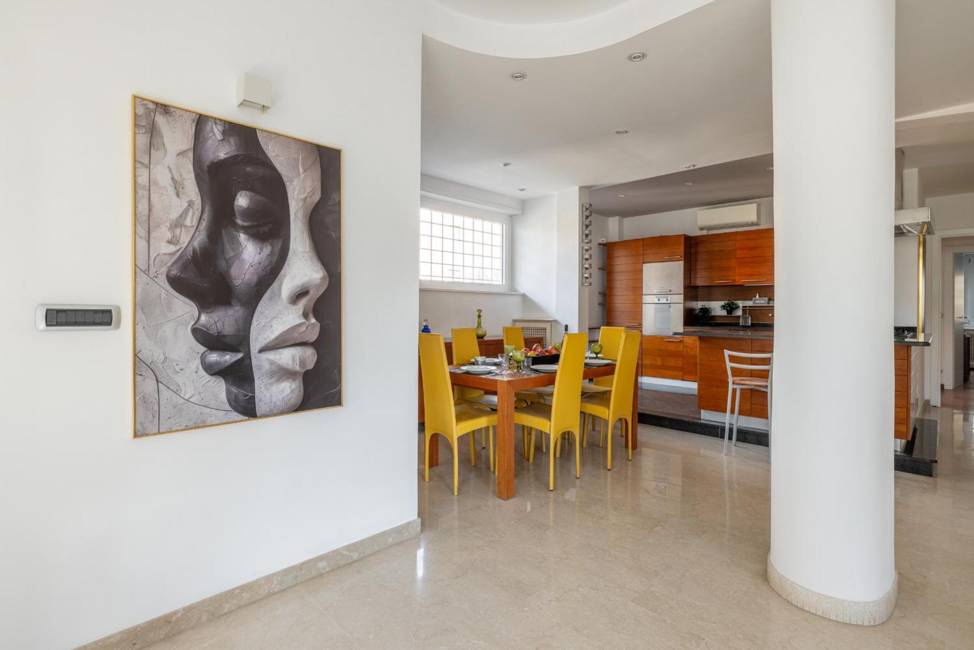 Eur Luxury For 4pp 2 Bedrooms Rome