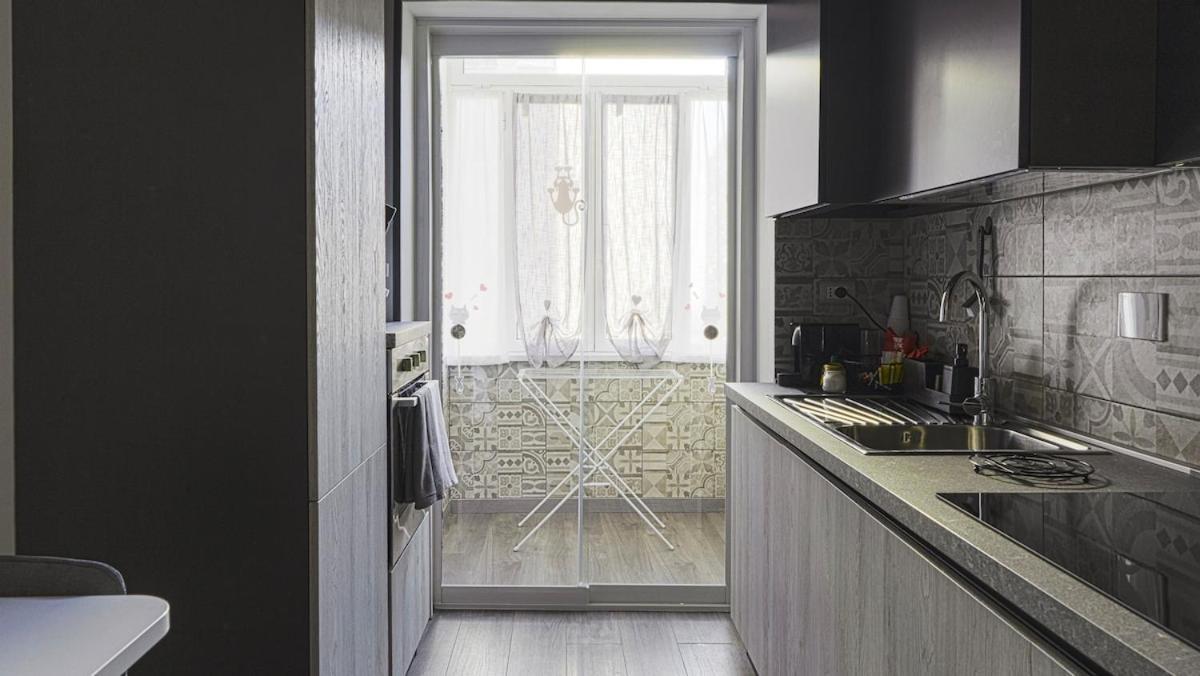 Apartamento Tuscolana Happy Place *