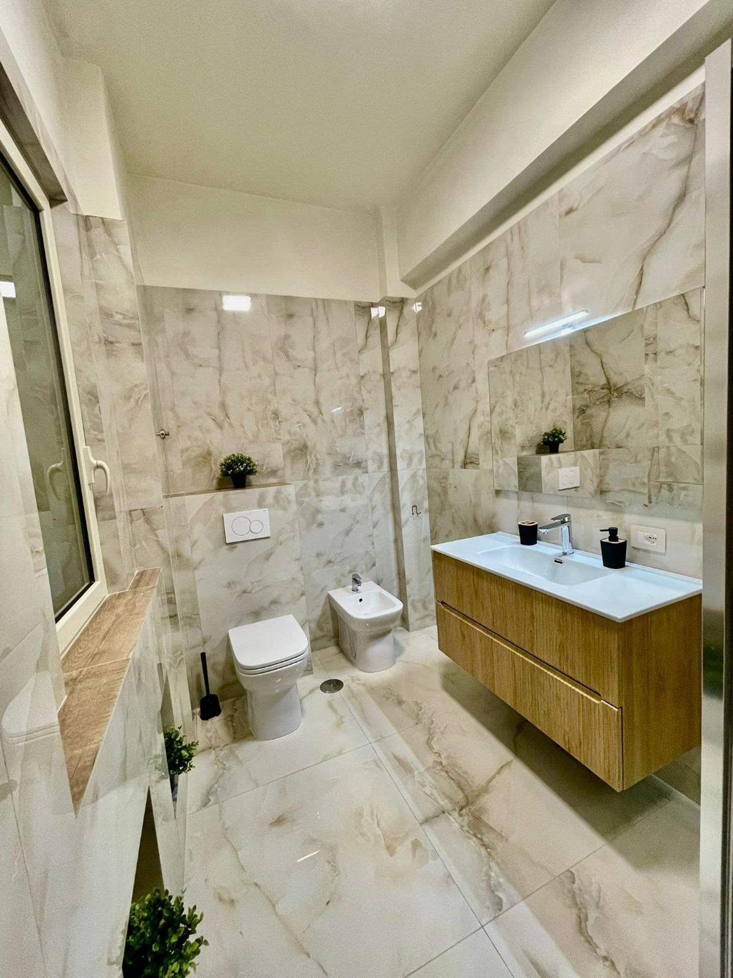 Tiger Deluxe Apartment Rome 50 M From Tram *