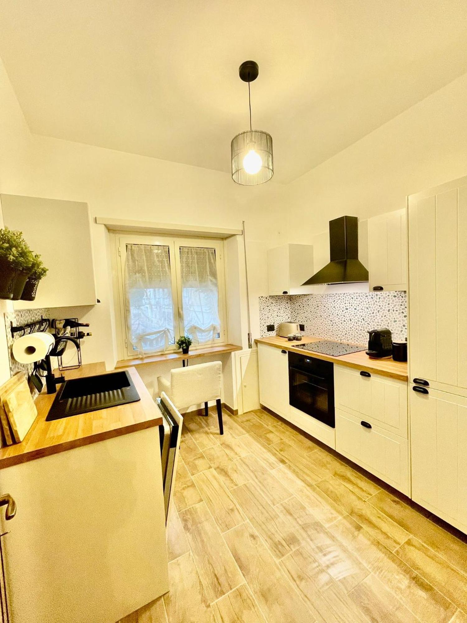 Apartment Tiger Deluxe Apartment Rome 50 M From Tram