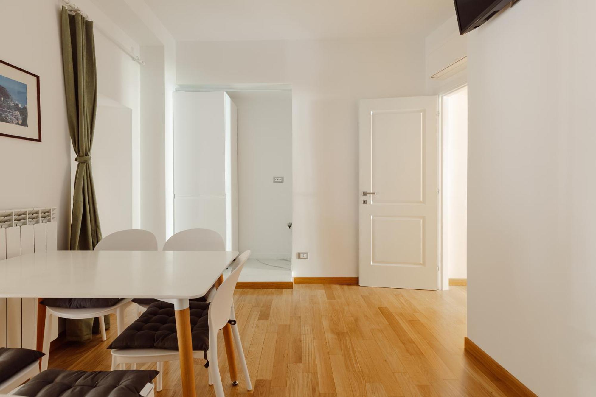 Apartment Happy