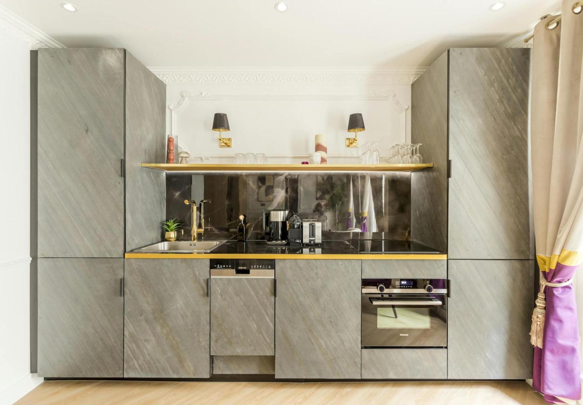 Briarwood Estate Apartment