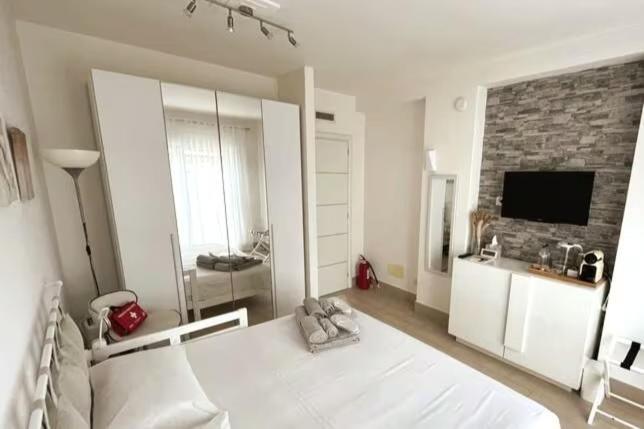 Elegante A - Molteni Hospedagem domiciliar Roma