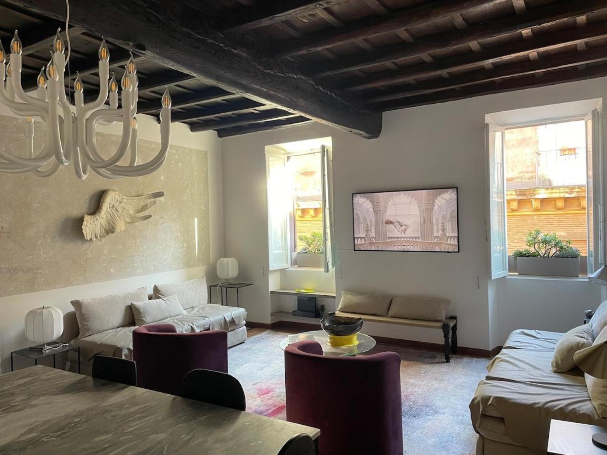 Monti Stunning Flat